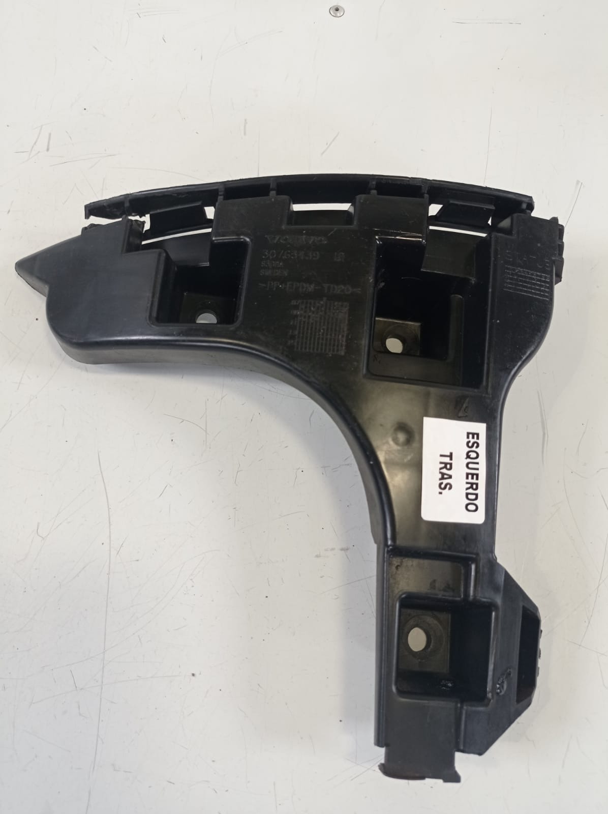 Guia Parachoque Tras Esquerdo Volvo Xc60 2010 2011 30763739 3