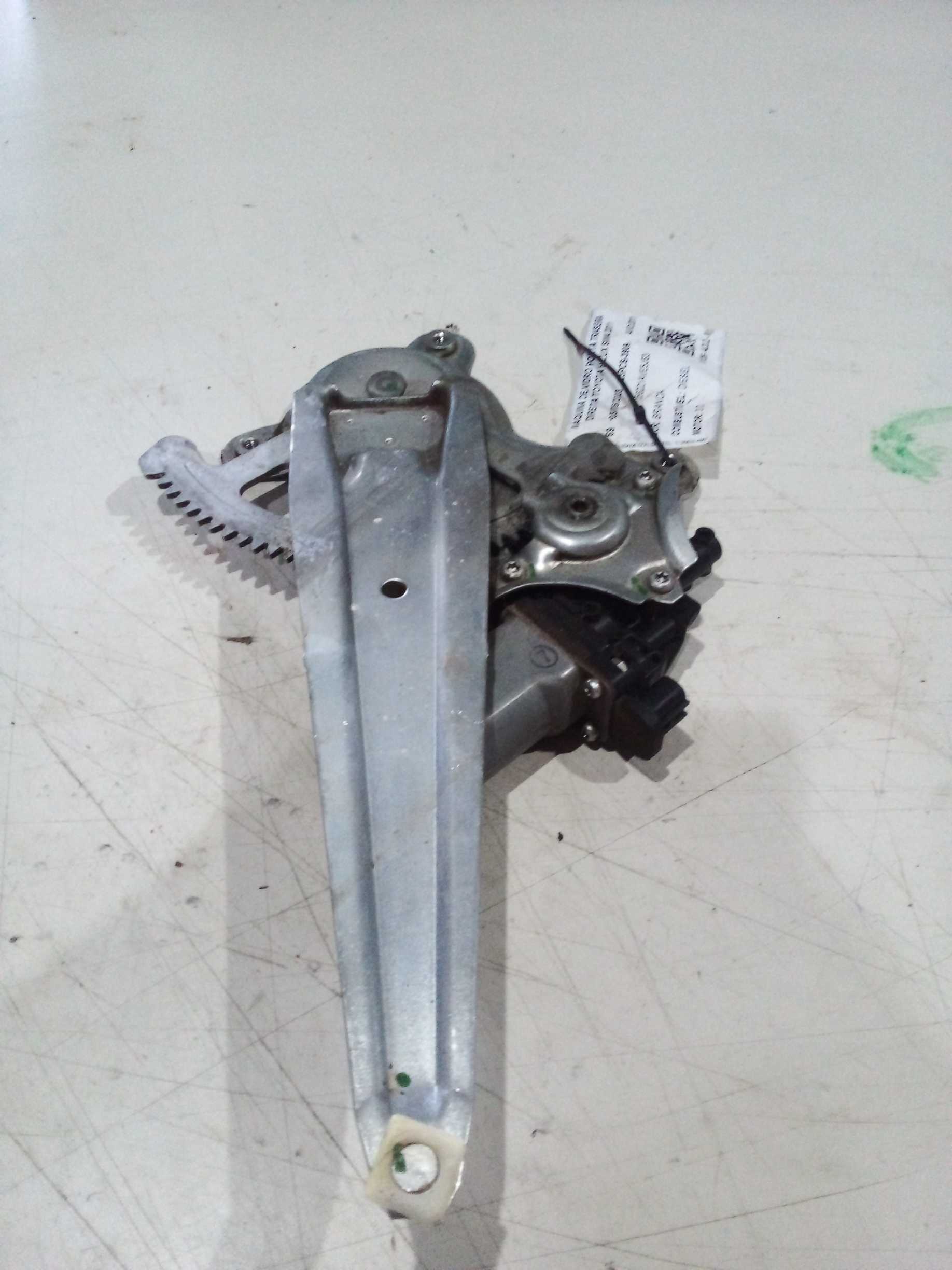 MÁQUINA DE VIDRO PORTA TRAS DIREITA TOYOTA HILUX SW4 2011