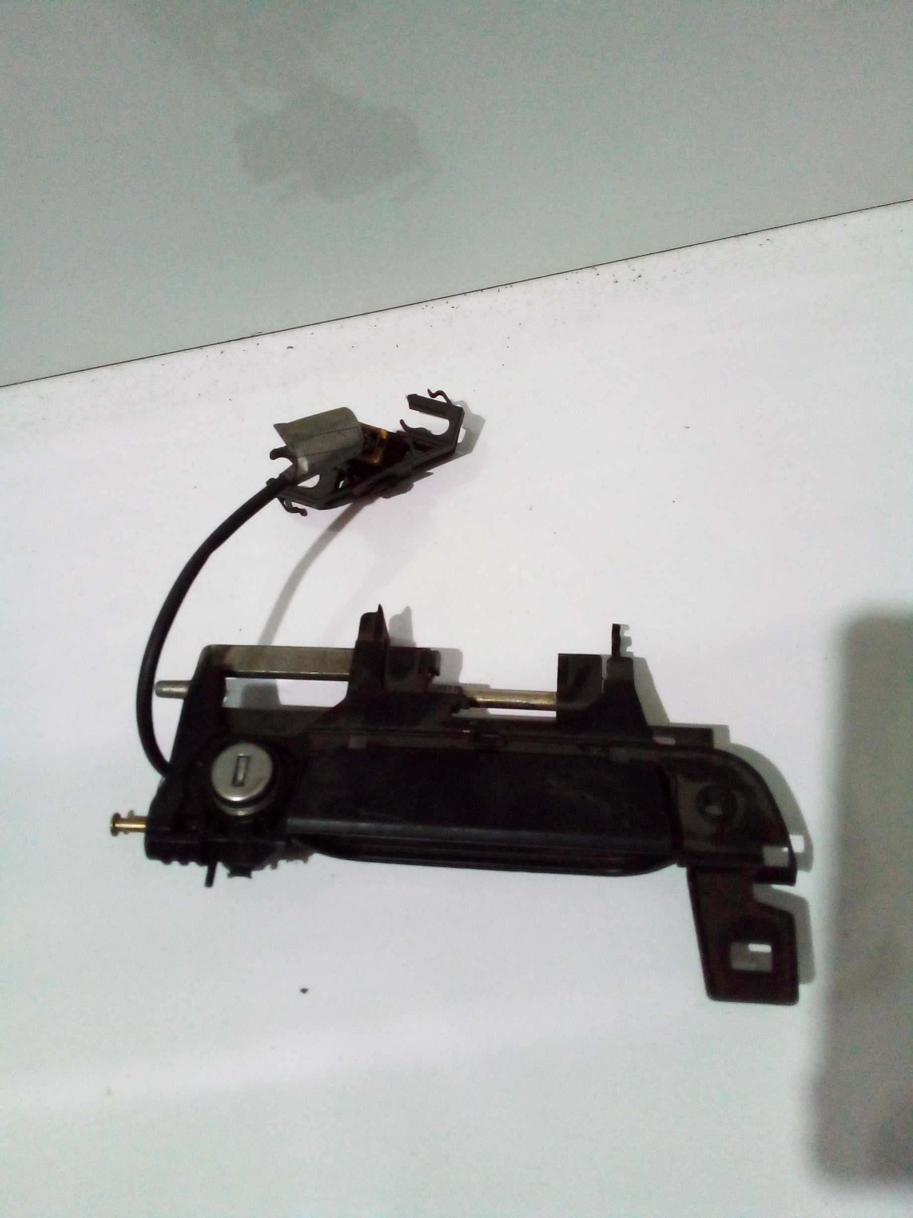 Maçaneta BMW 325 lado direito externa 1996 1