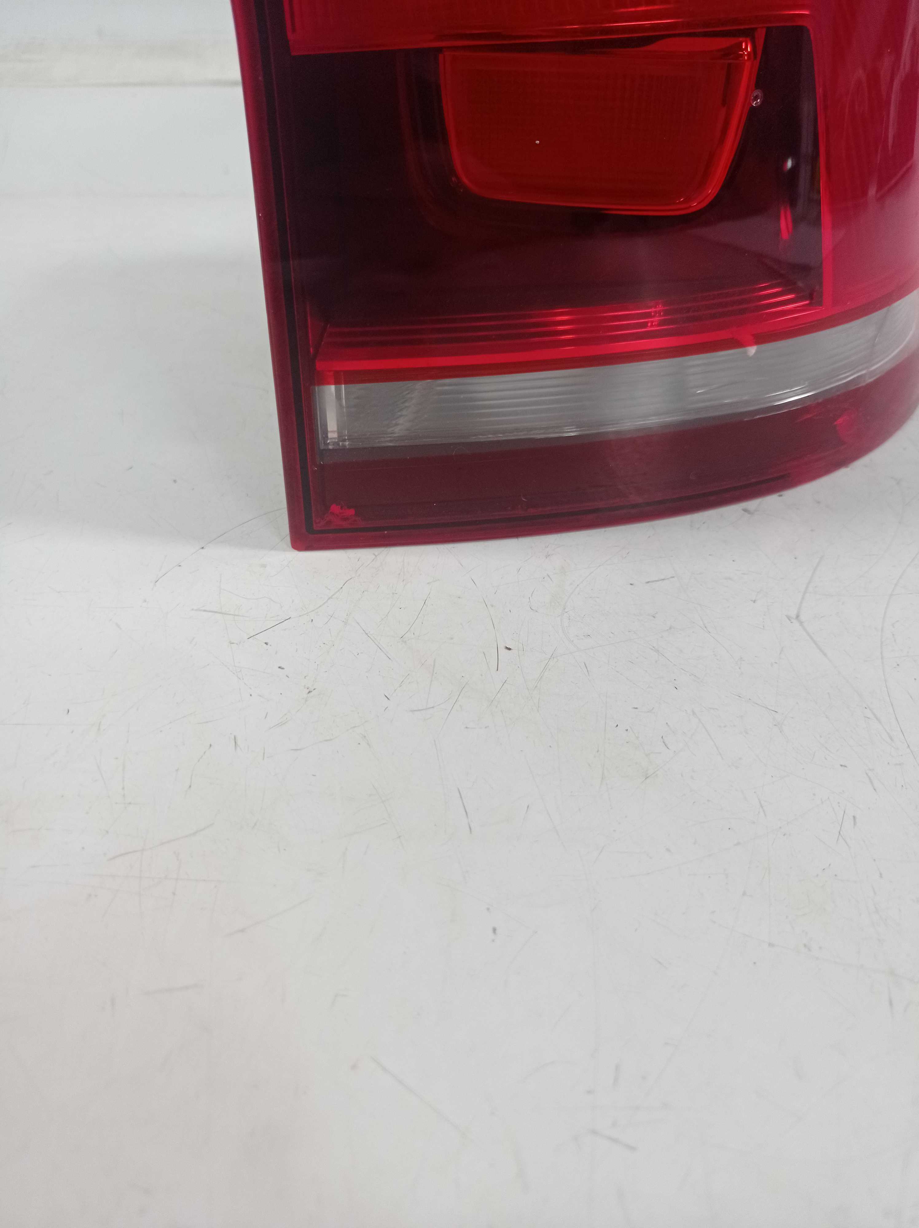 LANTERNA TRASEIRA DIREITA VW FOX 2015  A 2020 RECUPERADA 3