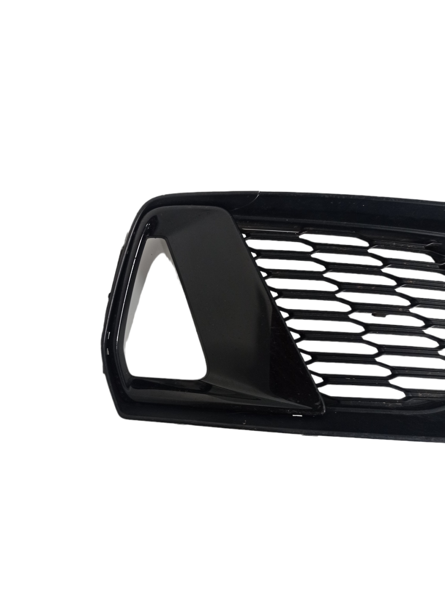 Moldura Farol Milha Direito Audi A7 Sportback 2019 3