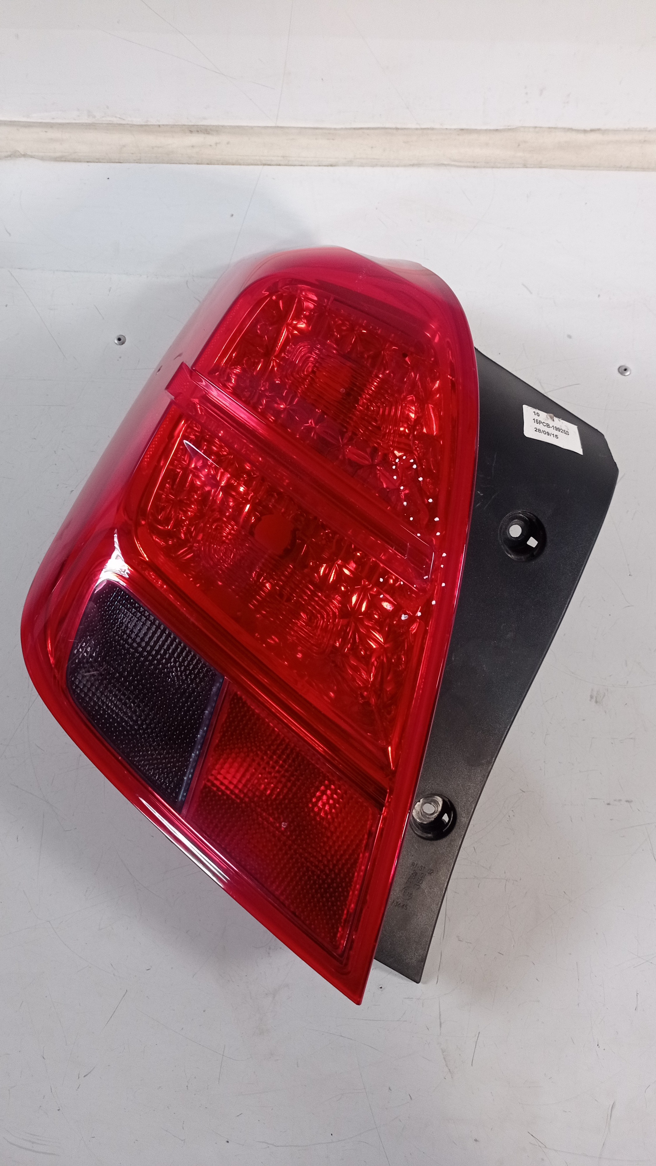 95207517 Lanterna Esquerda Gm Tracker 2015 Recuperada 4