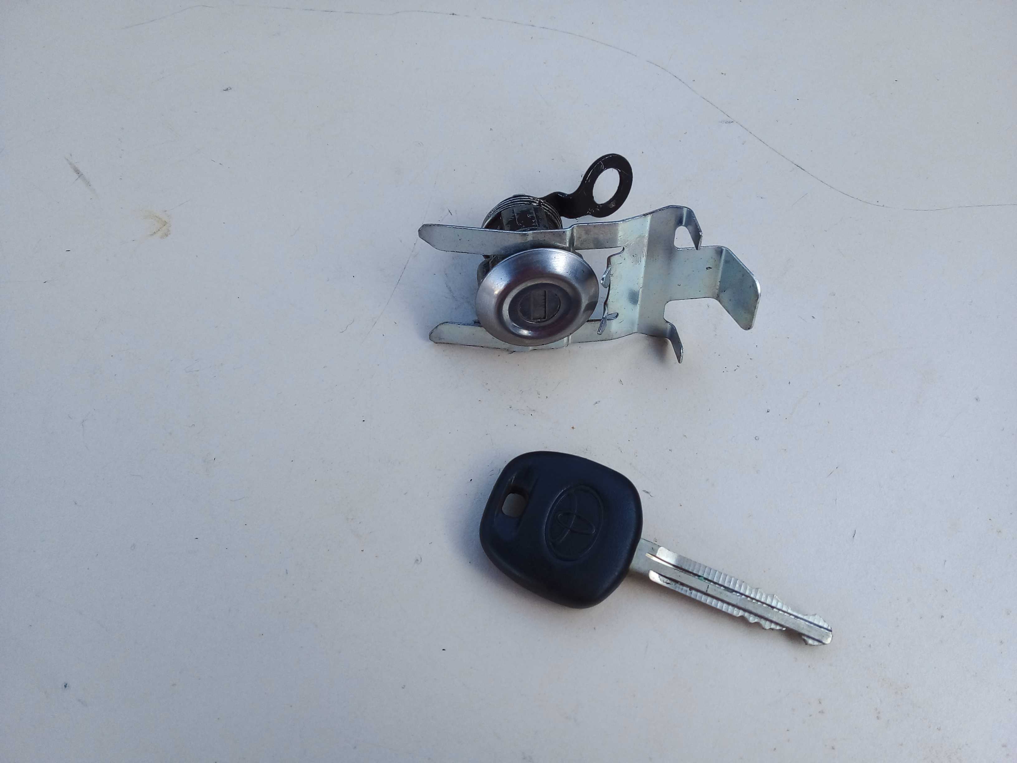 MIOLO PORTA COM CHAVE PORTA DIANT ESQUERDA ETIOS 2018 2
