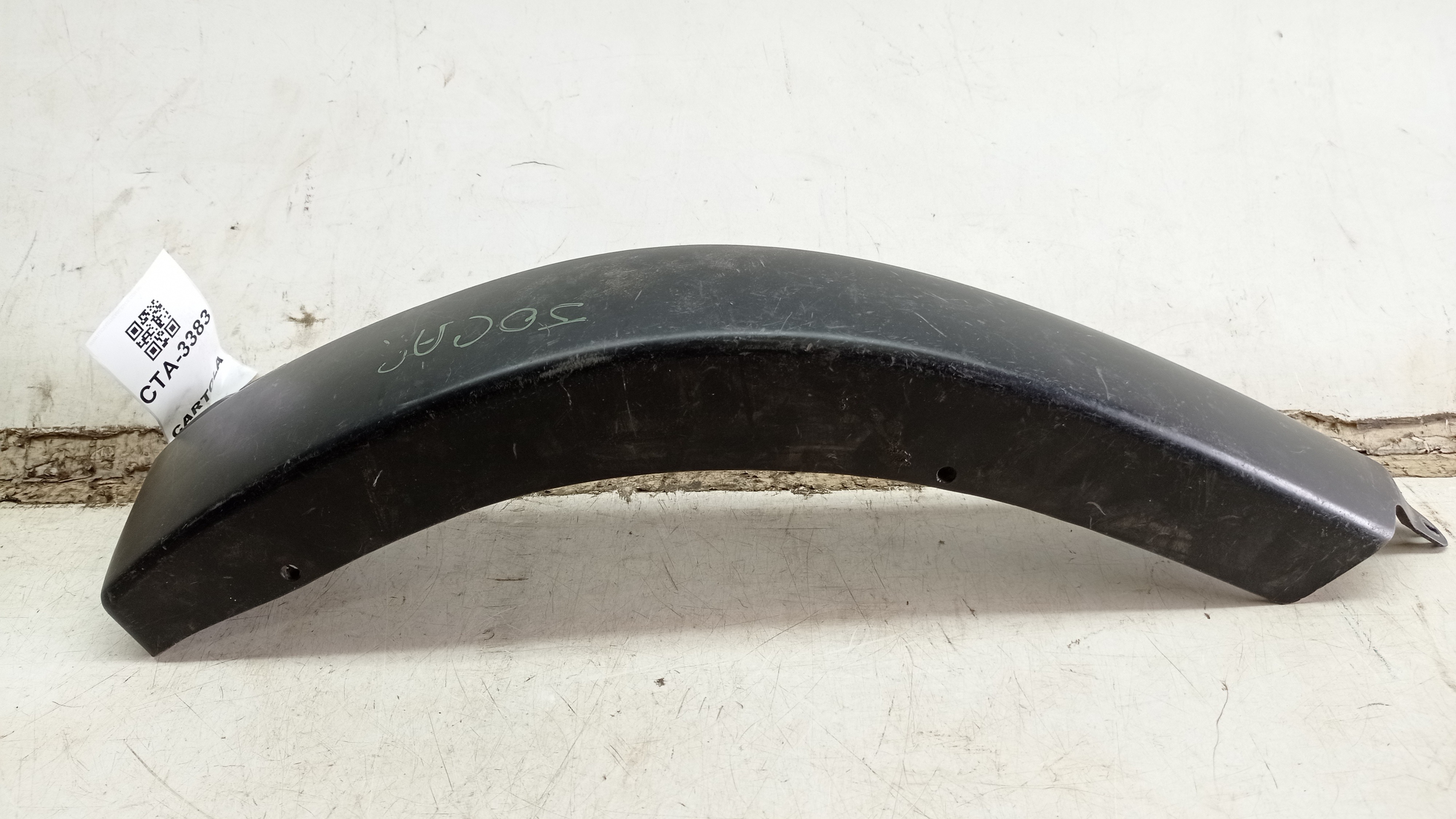 Moldura Direita Parachoque Peugeot 206 ano 2007 3