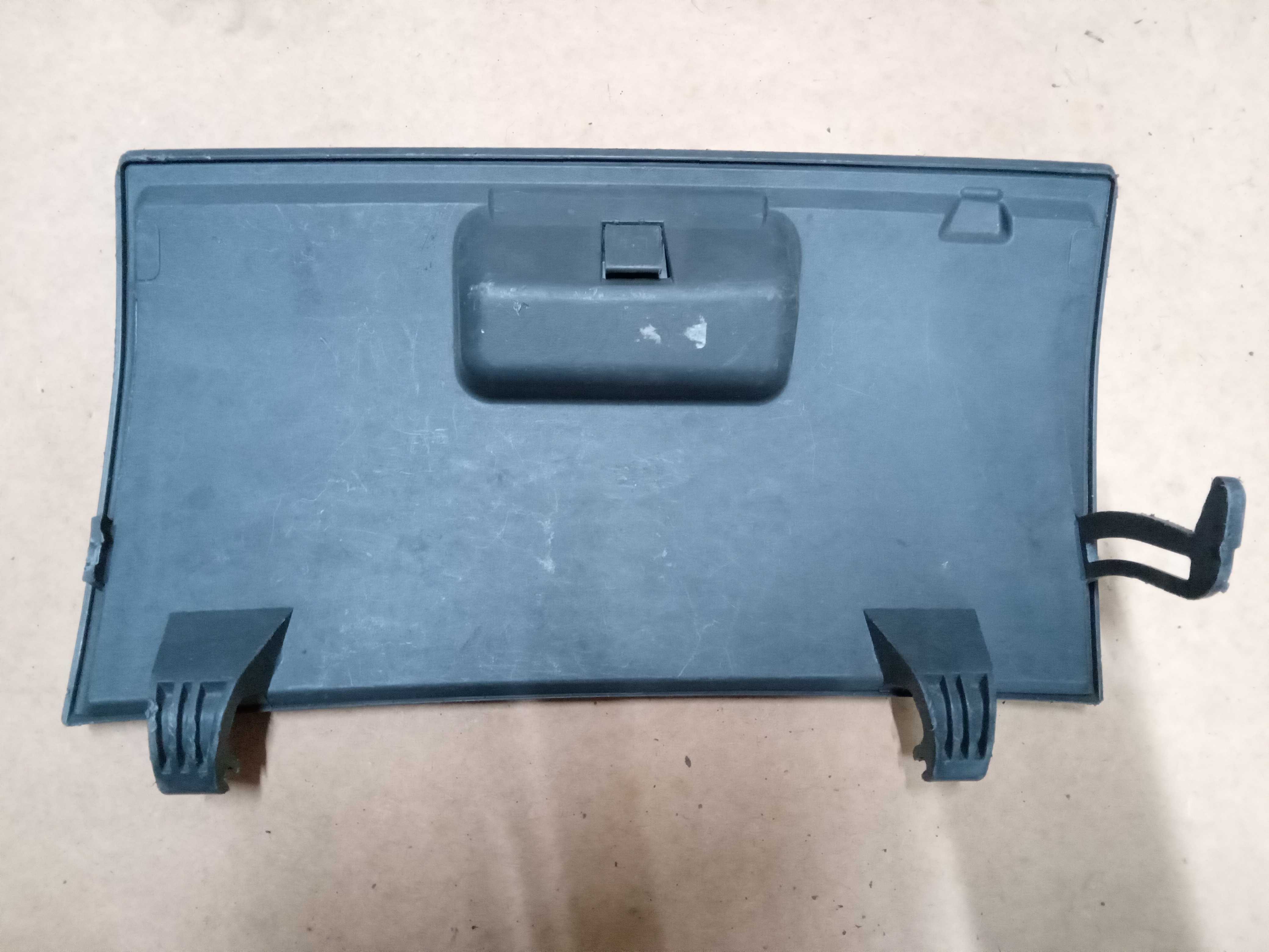 TAMPA PORTA LUVAS FIAT UNO 2009 2