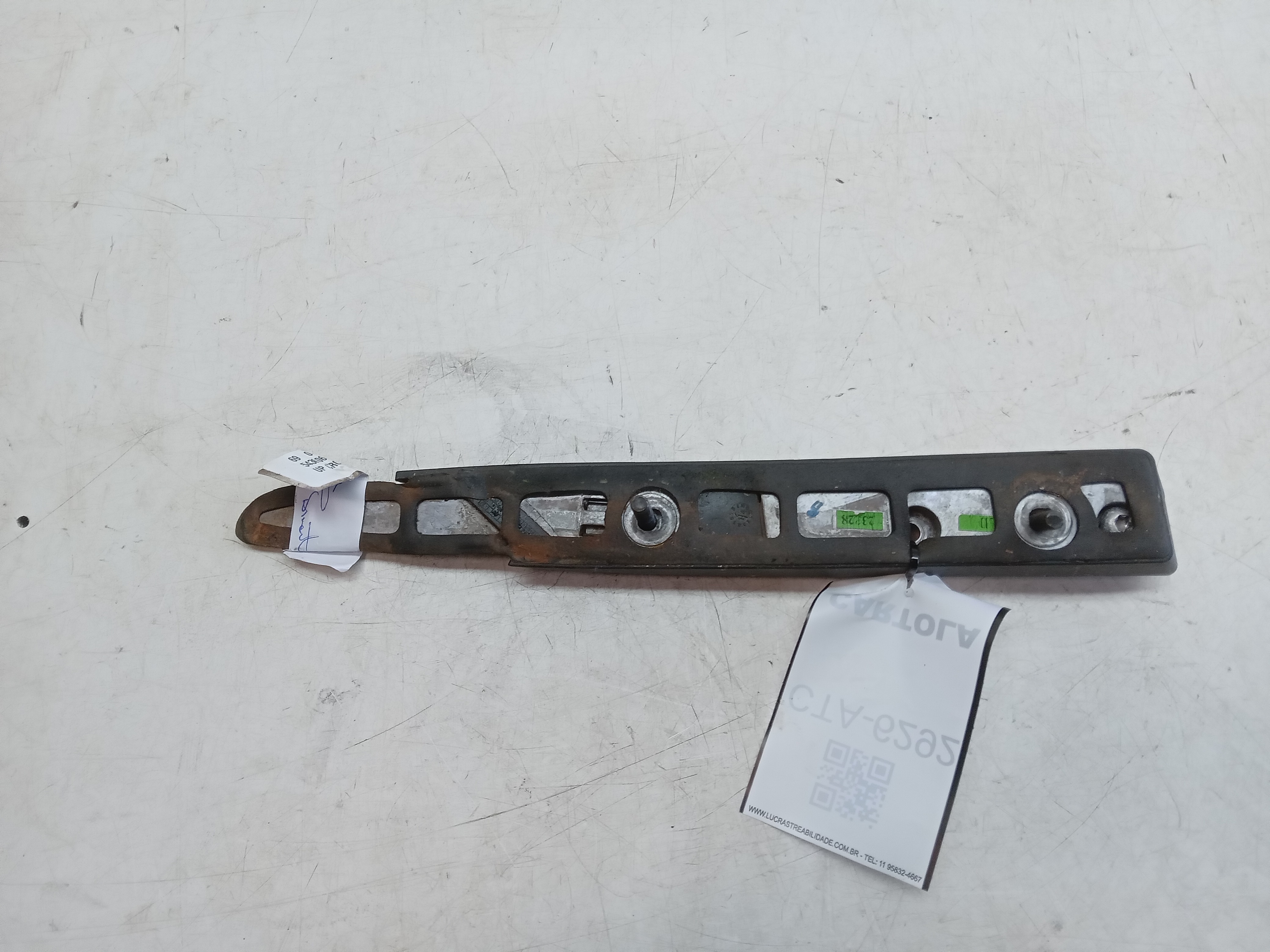 BASE FIXAÇÃO DO RACK TETO LD VW UP CROSS 2018 2