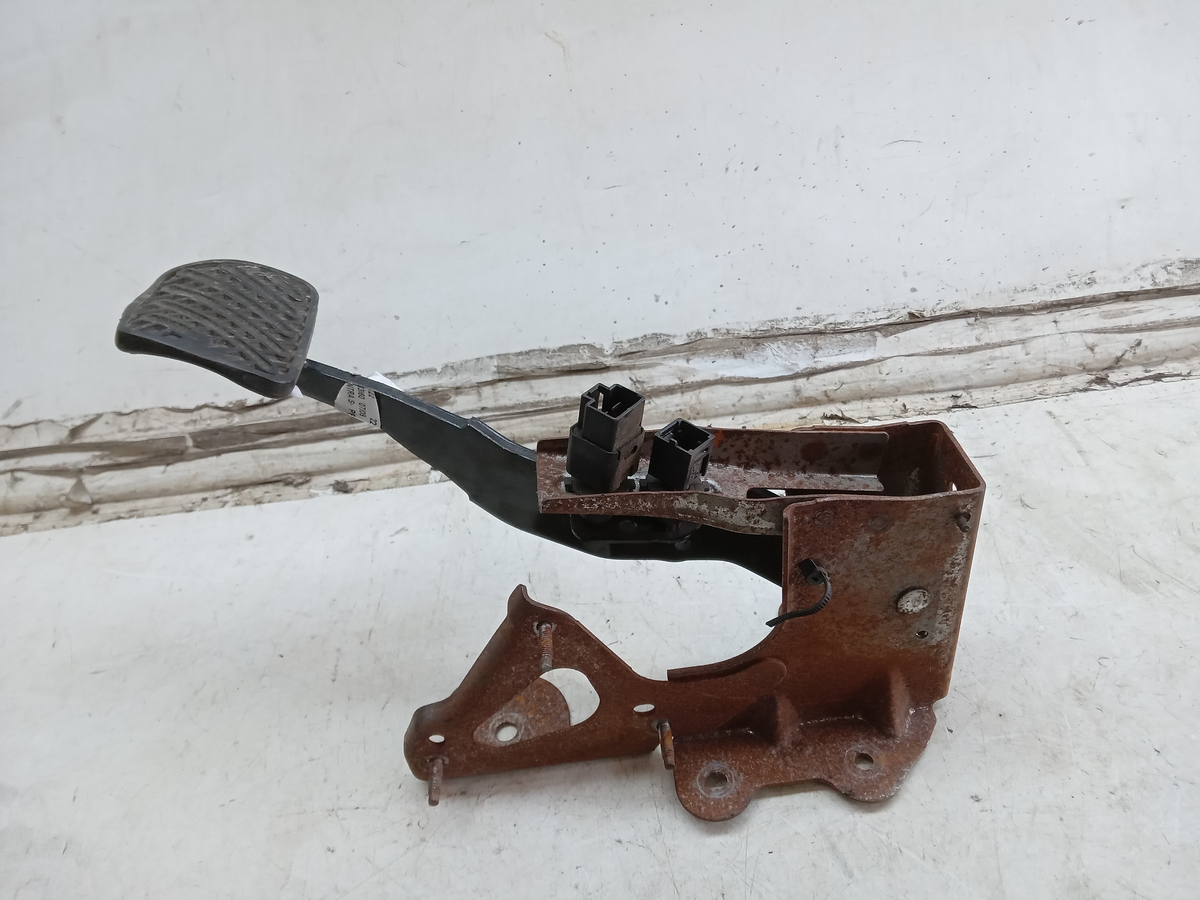 PEDAL FREIO NISSAN  SENTRA 2008