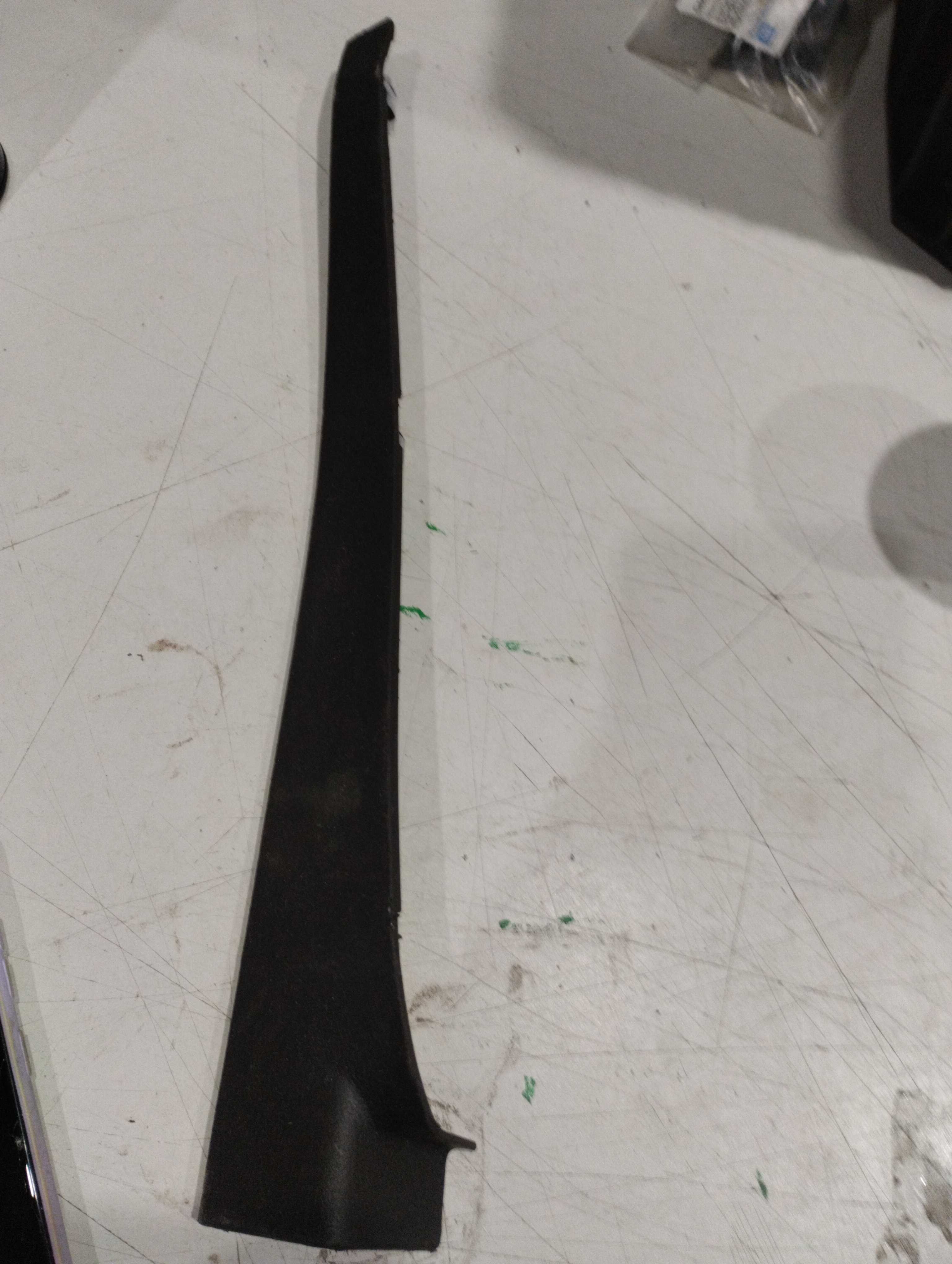 Moldura lateral direito painel Ford Ka 2014 a 2022