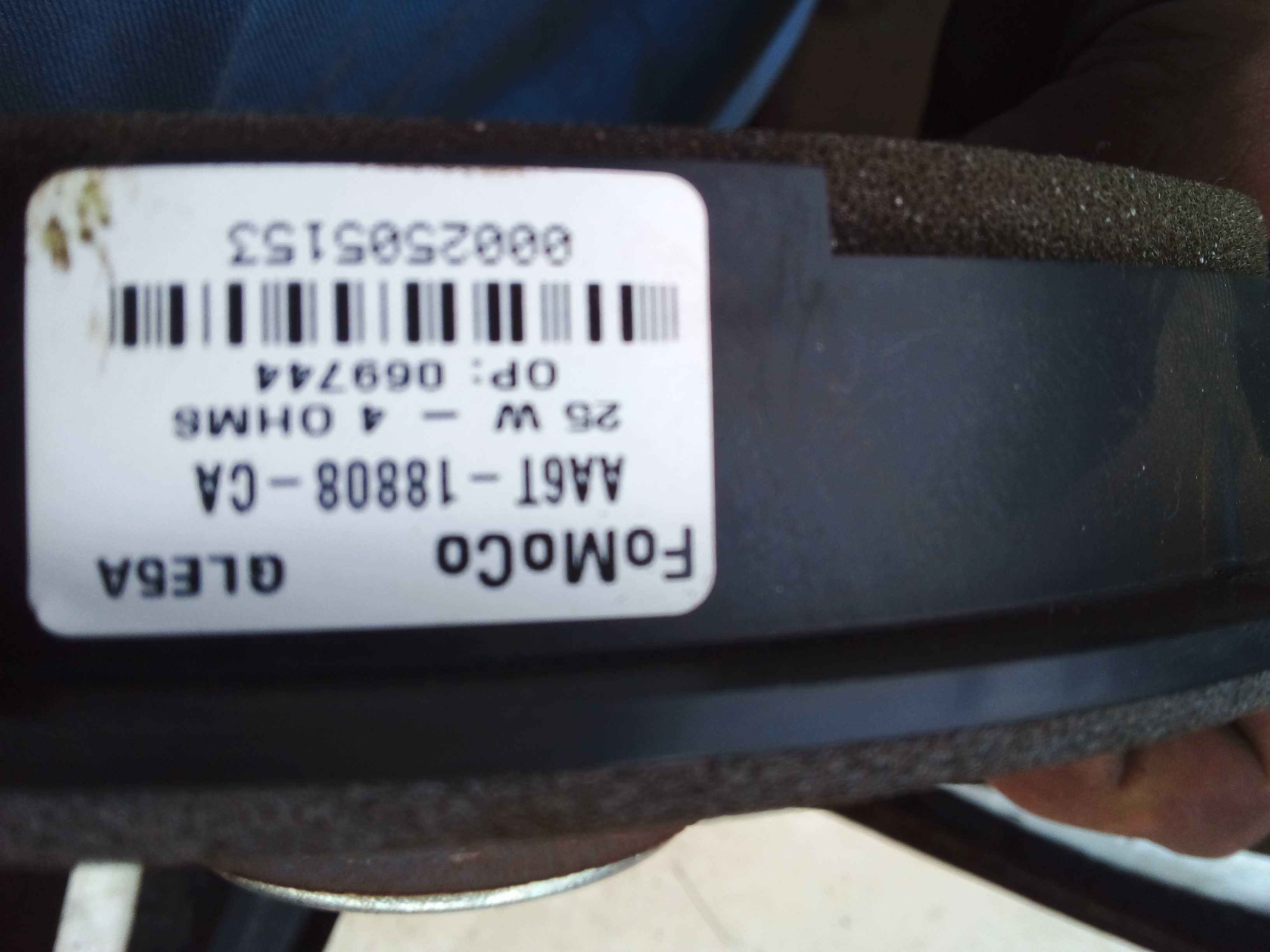 ALTO FALANTE PORTA KA 2015 AA6T18808 2