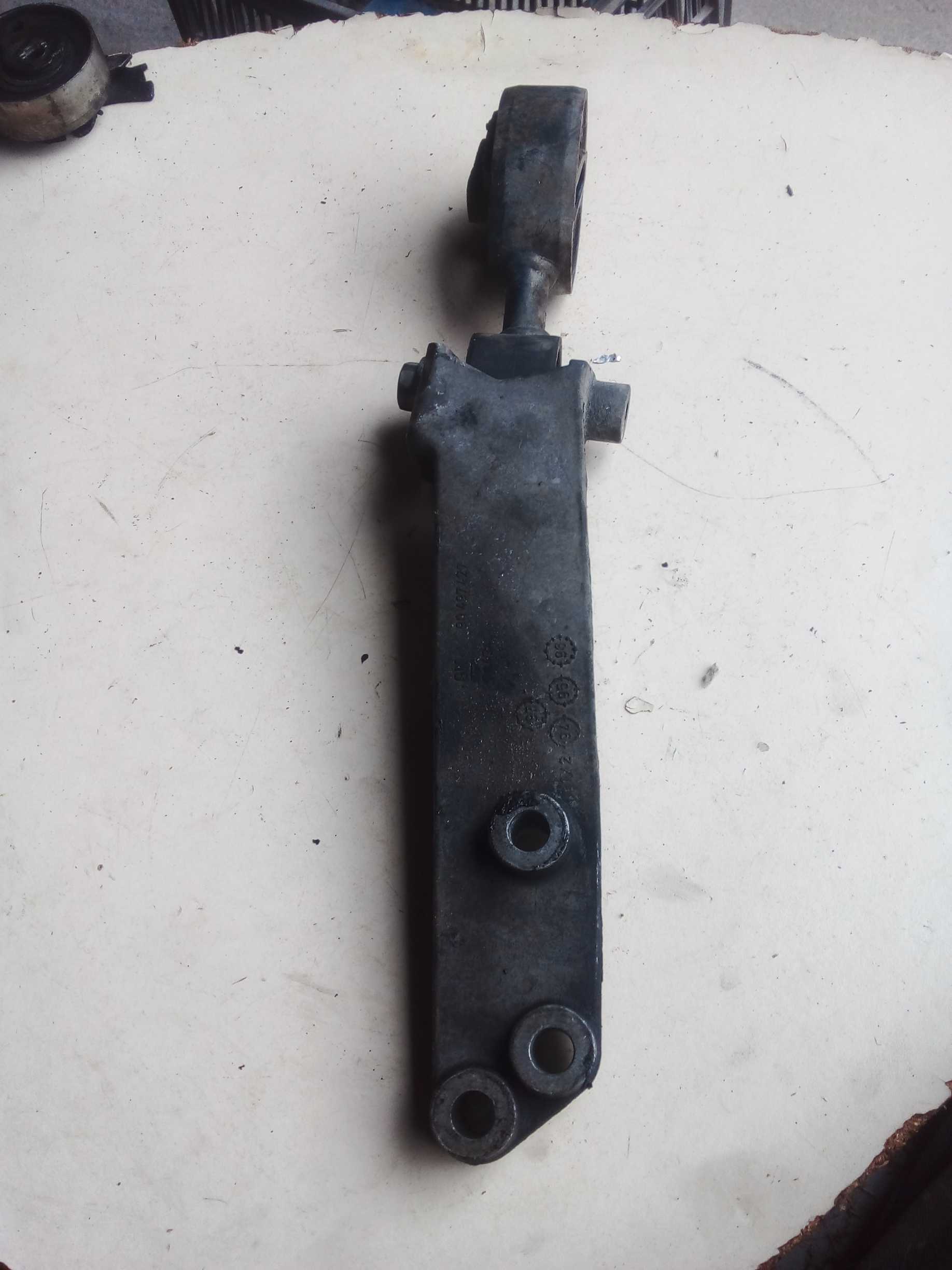 SUPORTE SUPERIOR MOTOR VECTRA 98 MOTOR 2.2 90497427