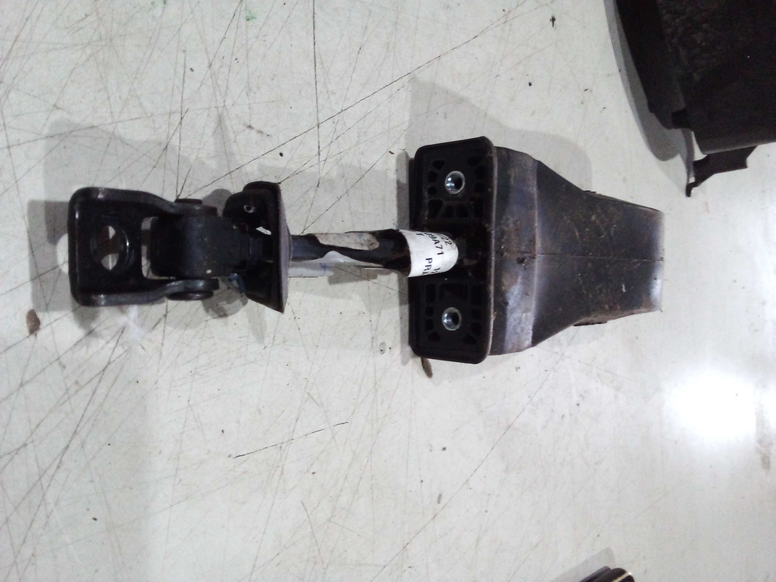 LIMITADOR PORTA TRÁS ESQUERDA JETTA 2013  5c5839267 3
