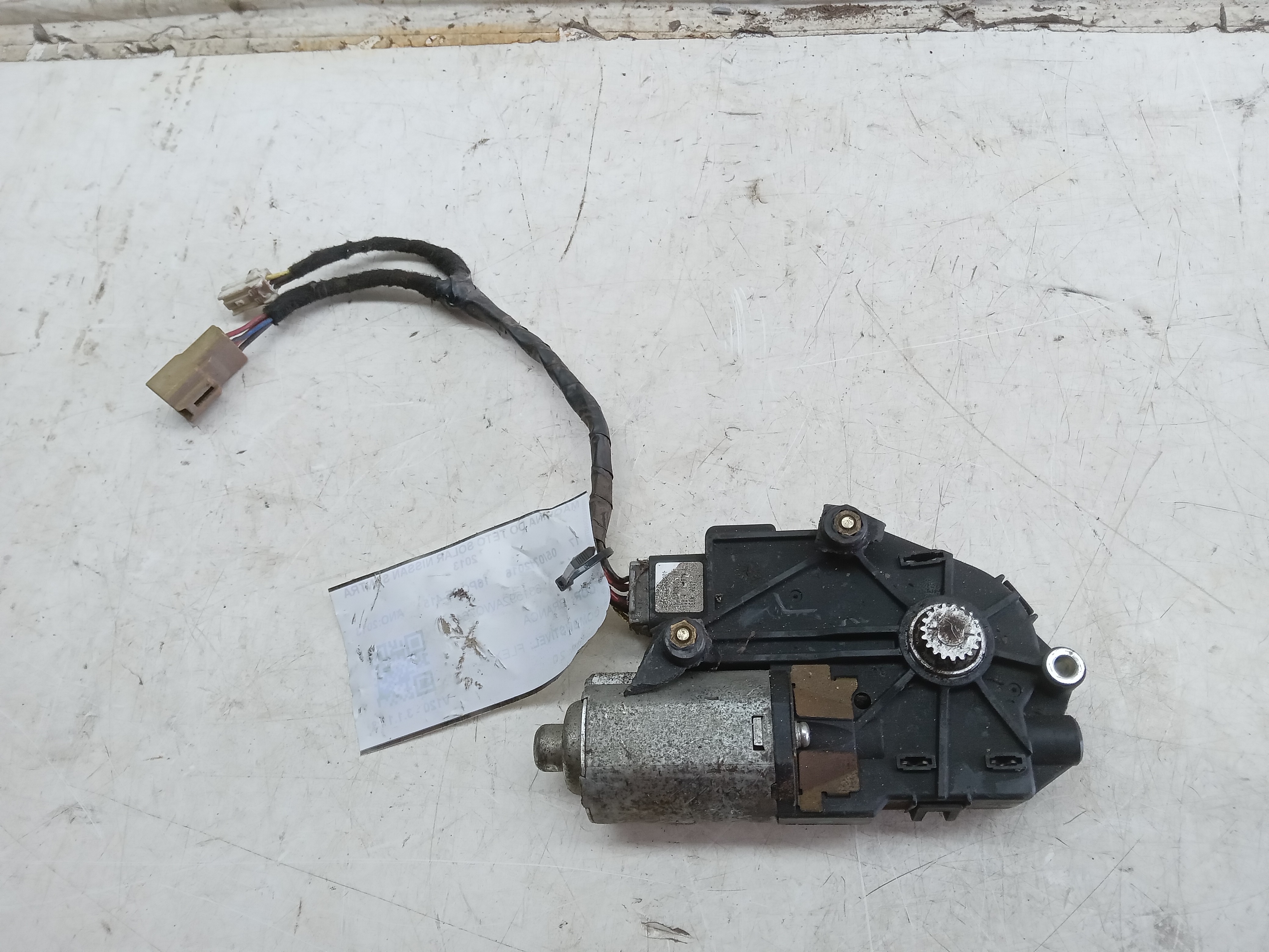 MOTOR TETO SOLAR NISSAN SENTRA 2013 2