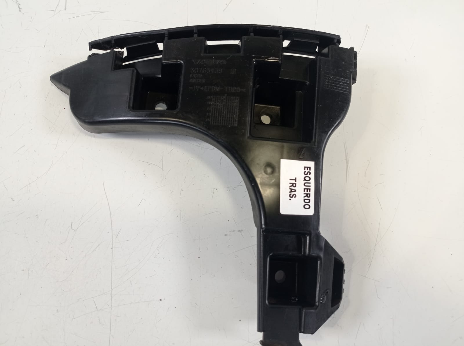 Guia Parachoque Tras Esquerdo Volvo Xc60 2010 2011 30763739 1