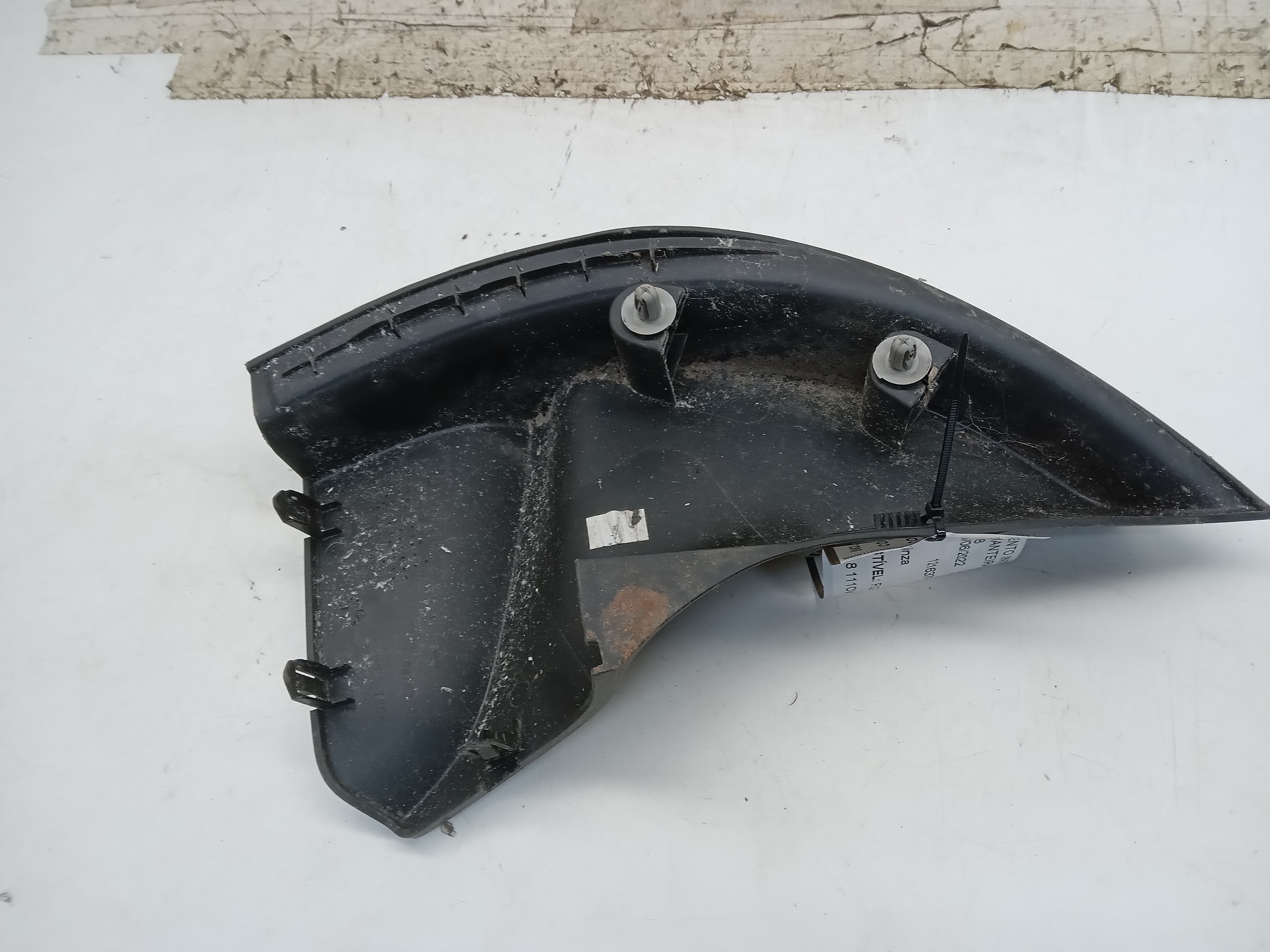 ACABAMENTO INTERNO RETROVISOR PORTA DIANT LE GM SPIN 2018 1