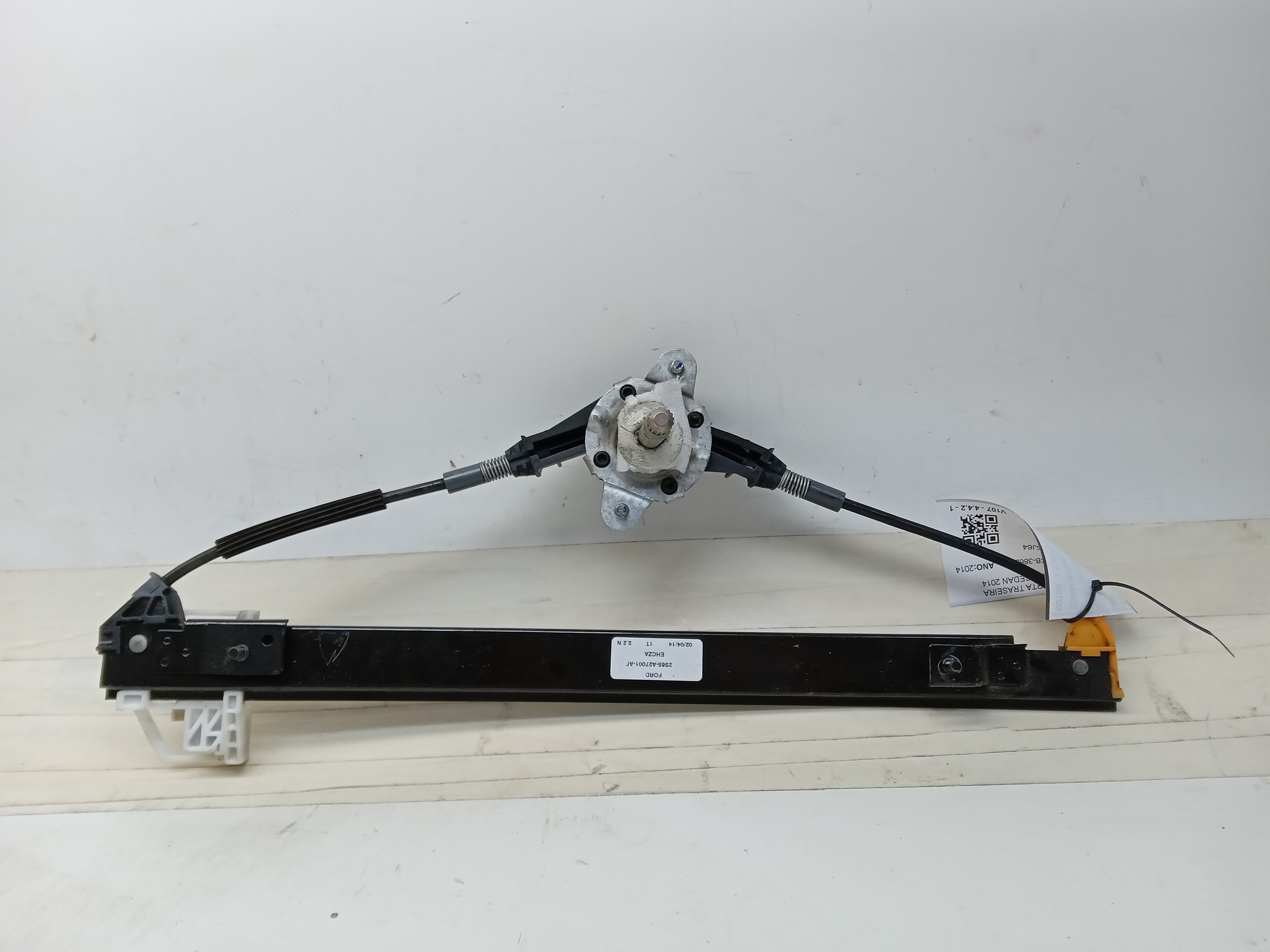 MÁQUINA VIDRO MANUAL TRAS LE FORD FIESTA SEDAN 2014 1