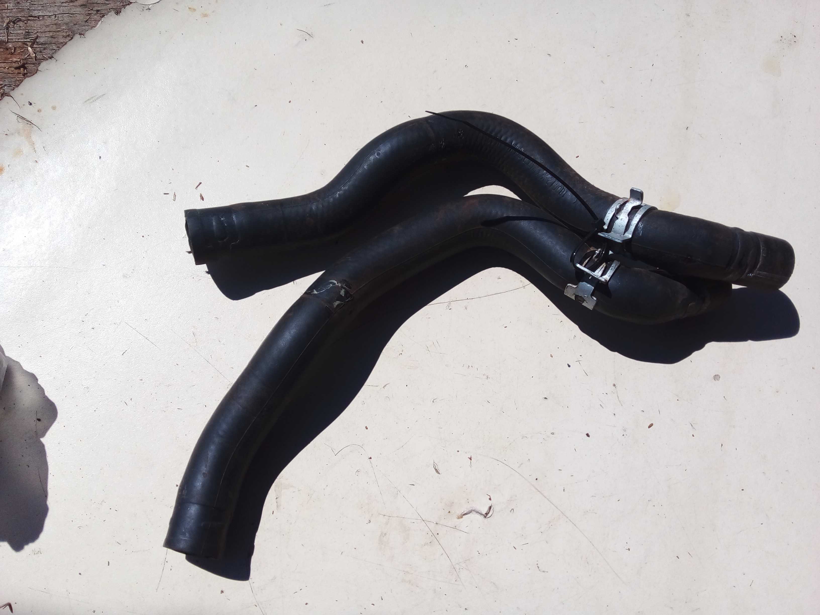 PAR MANGUEIRA AR QUENTE HILUX 2019