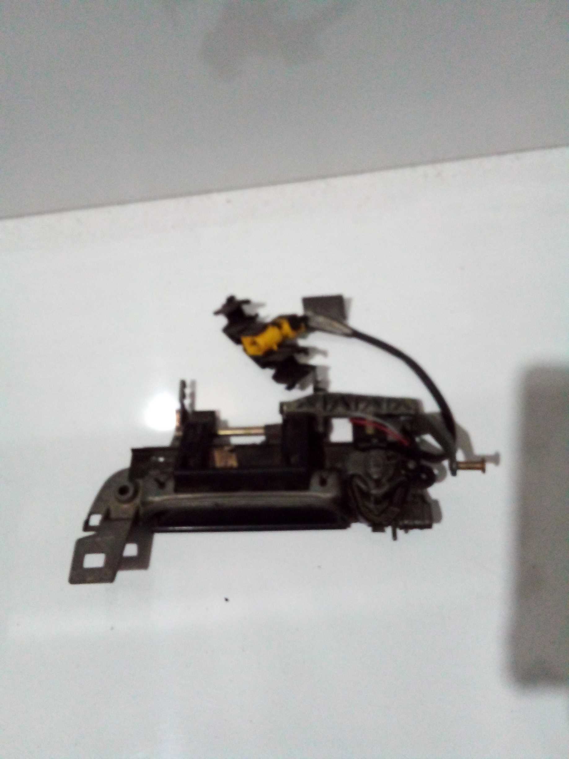 Maçaneta BMW 325 lado direito externa 1996 2