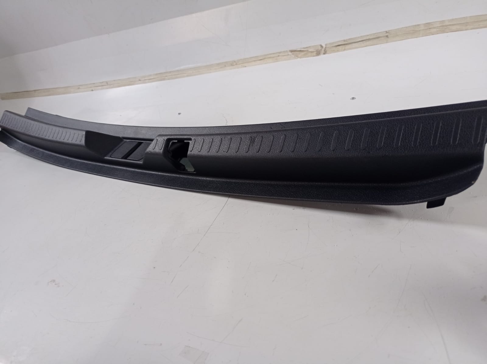 Moldura Tampa Porta Mala Renault Captur 2017 A 2021 Original