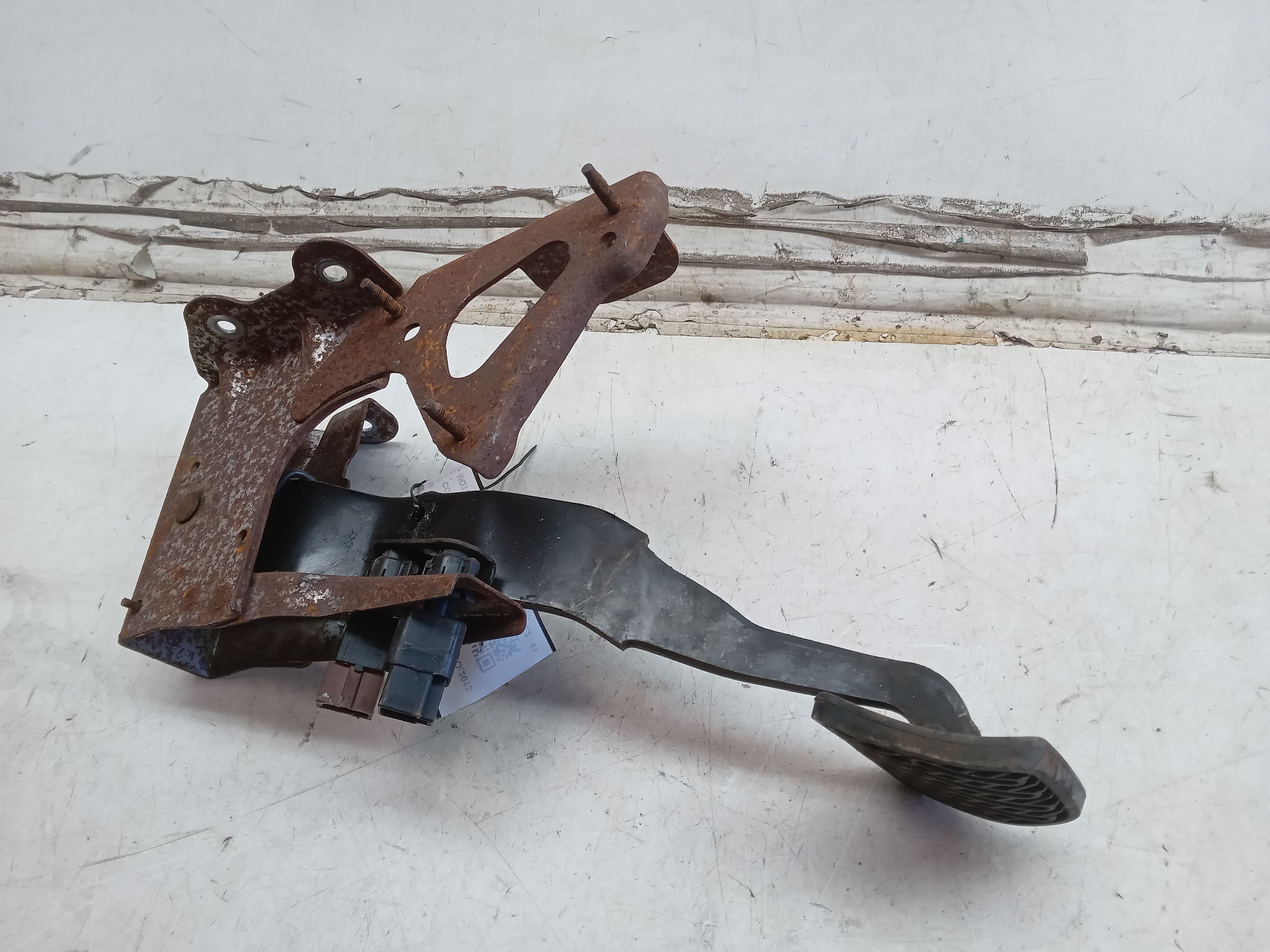 PEDAL FREIO NISSAN SENTRA 2013