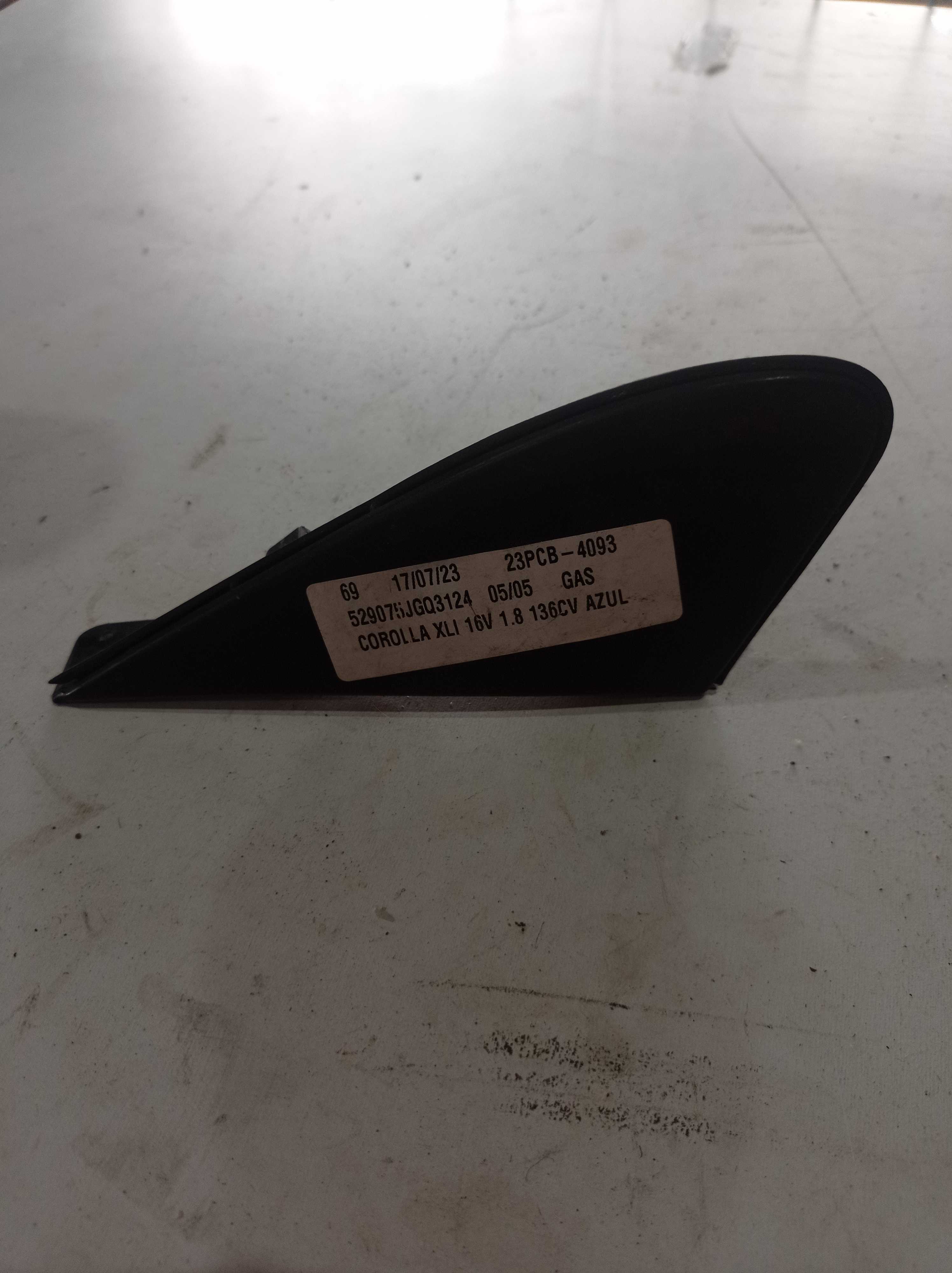 ACABAMENTO INTERNO RETROVISOR DIREITO TOYOTA COROLLA 2005