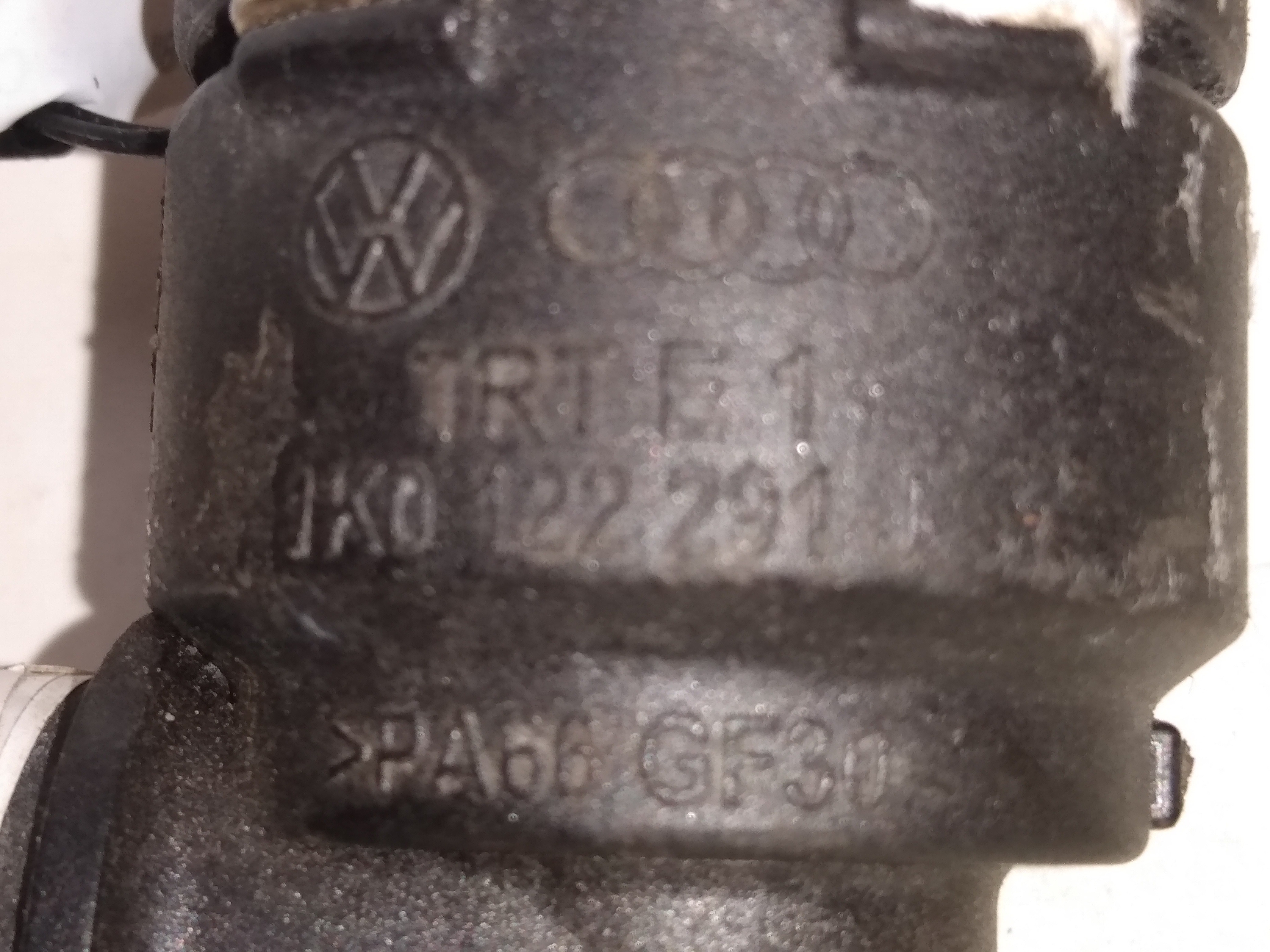 Flange Conexão Água Radiador Audi A4 2016 3