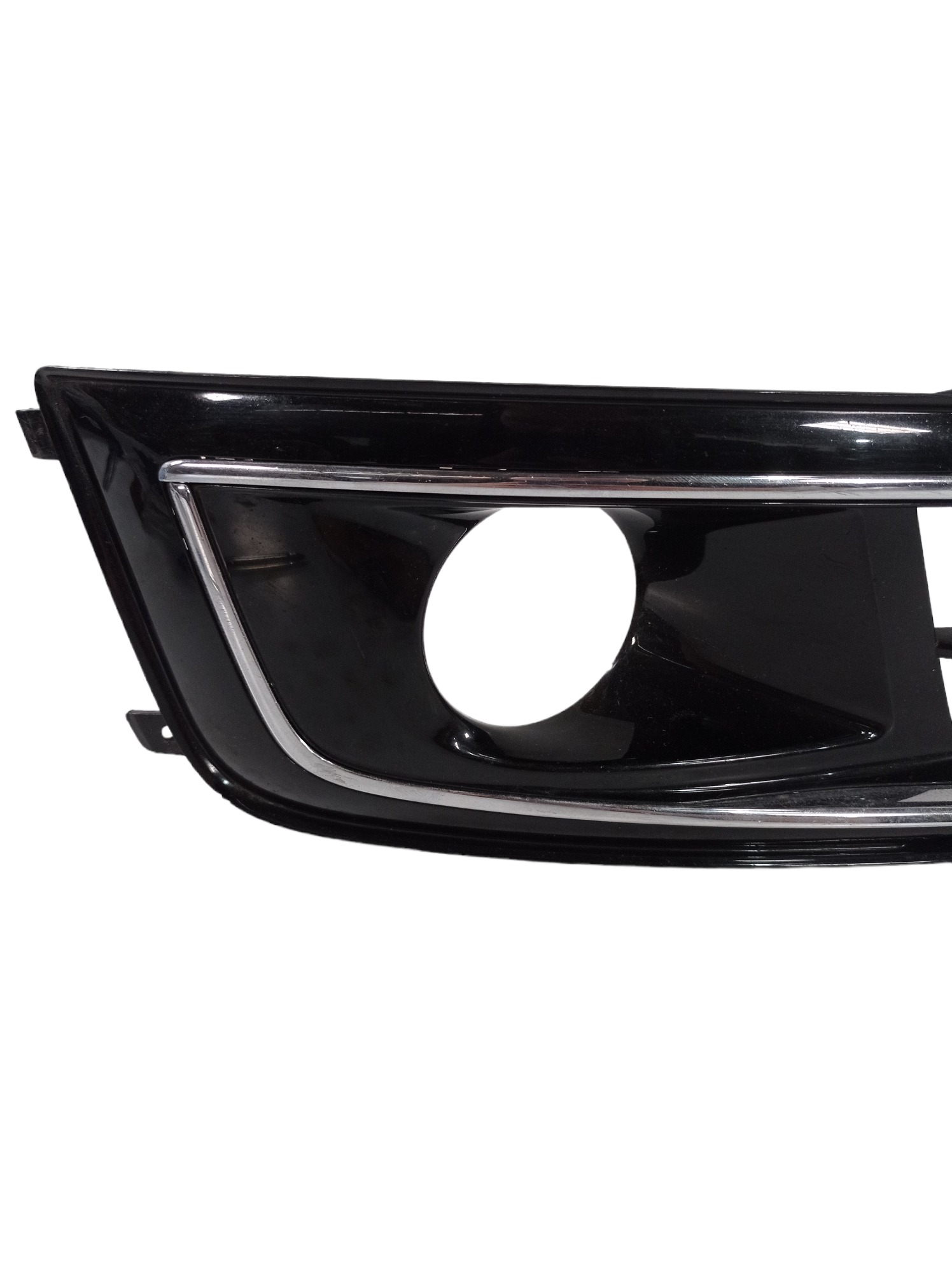 Moldura Farol Milha Esquerdo Audi A8 2009  A 2017 C/detalhe 2