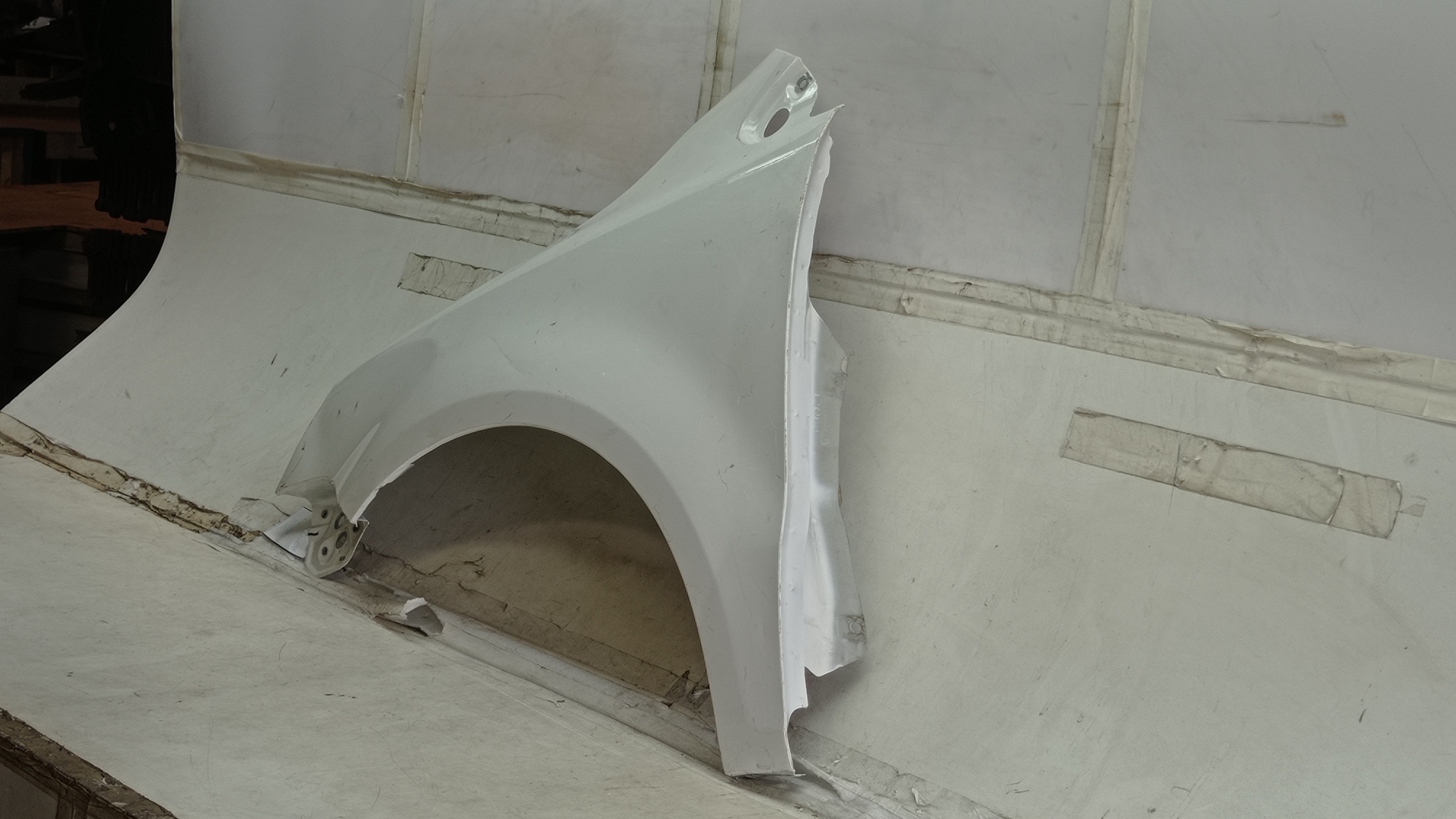 PARALAMA ESQUERDO VW FOX 2015 PARA RECUPERAR 3