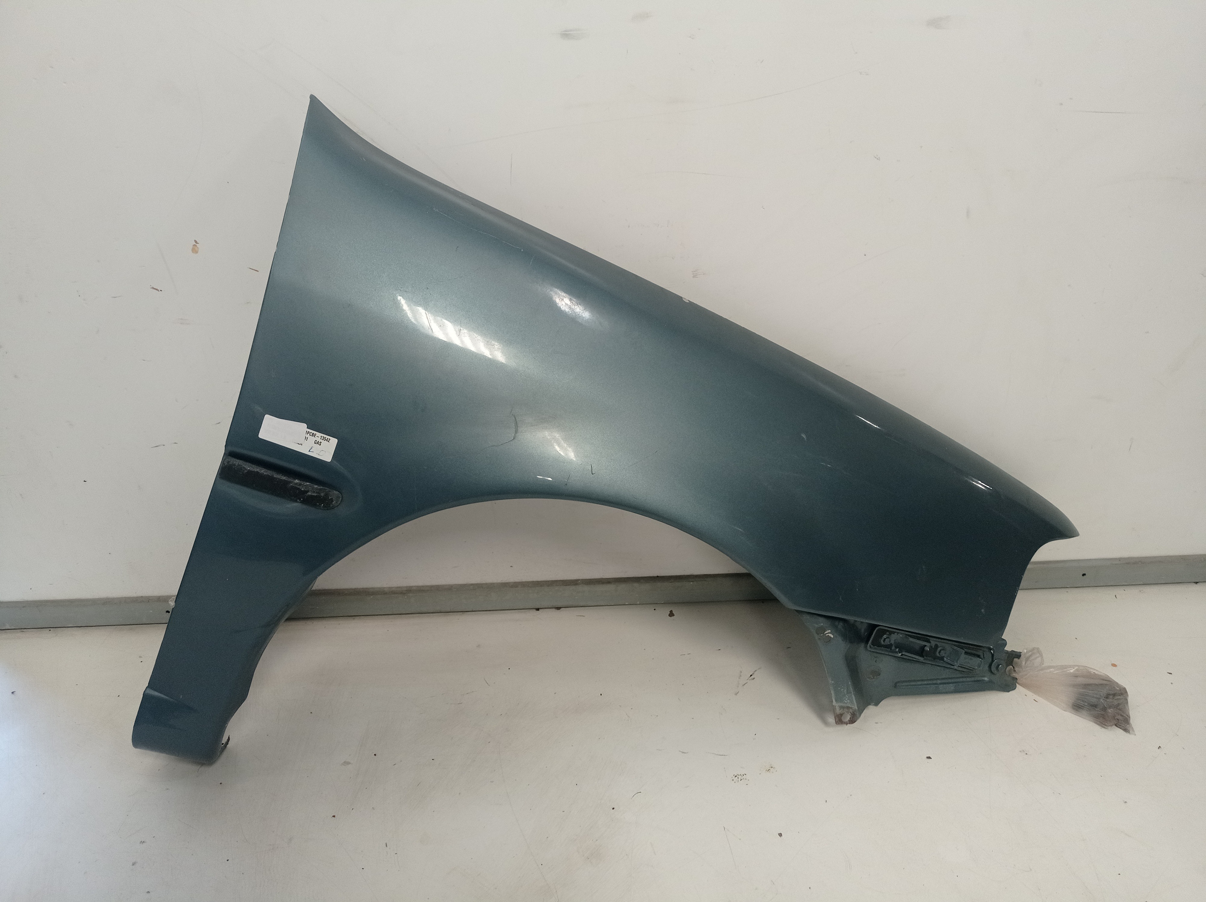 Paralama Direito Volkswagen Gol 2001 Original 1