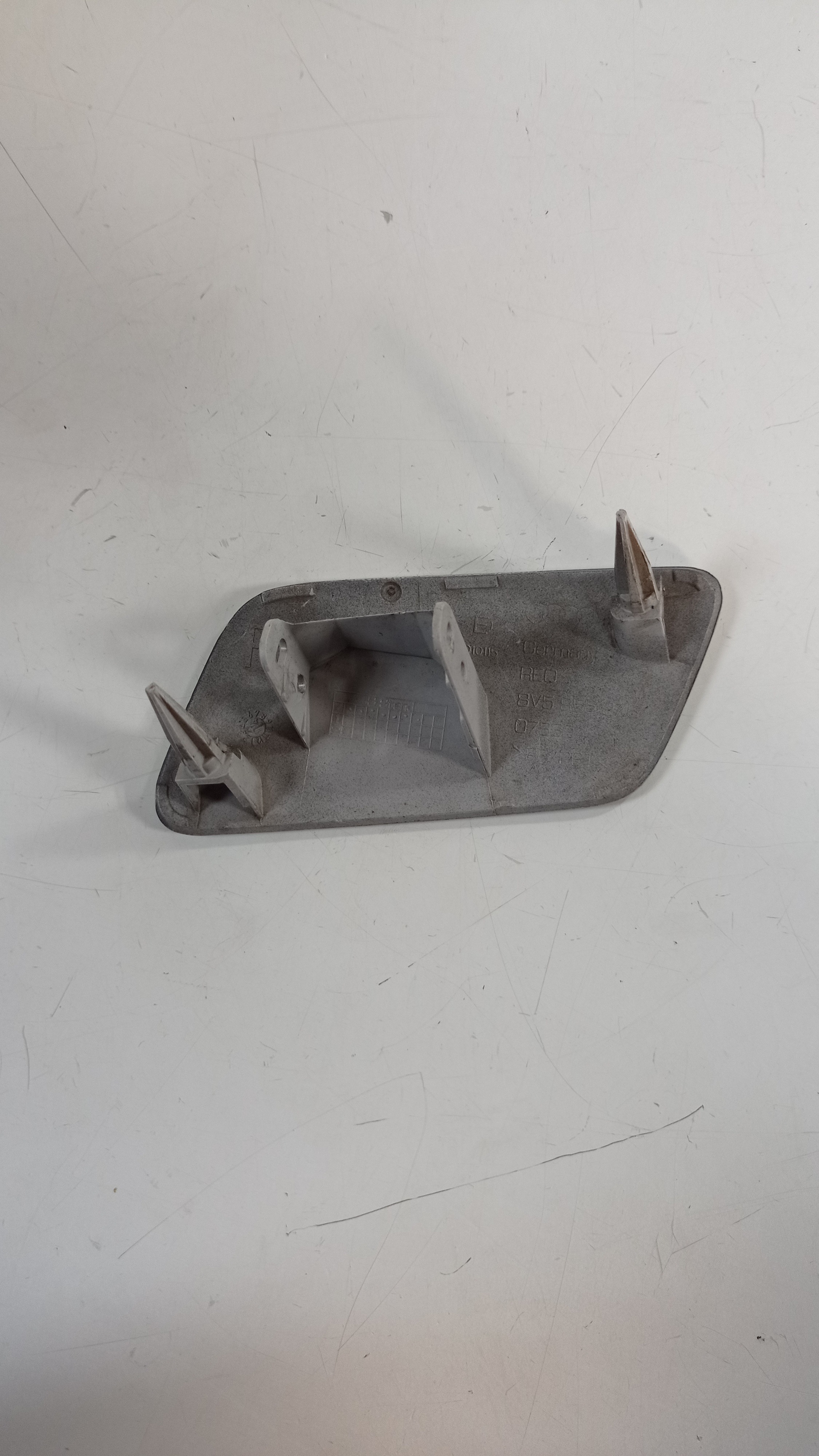 8v5955276 Tampa Esguicho Do Farol Dir Audi A3 2013 A 2016 2