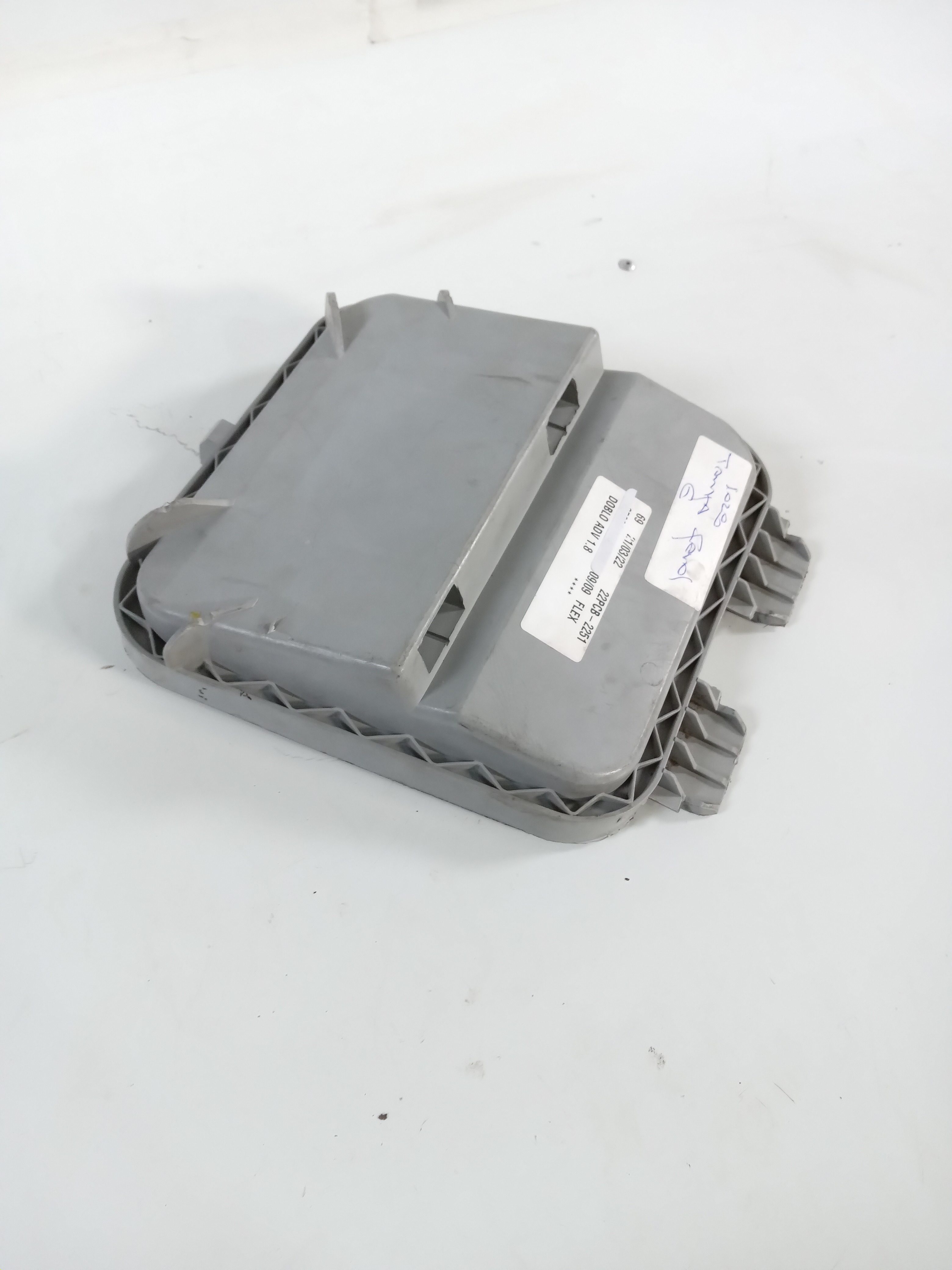 40540749 Tampa Farol Esquerdo Doblo 2005/2008 2