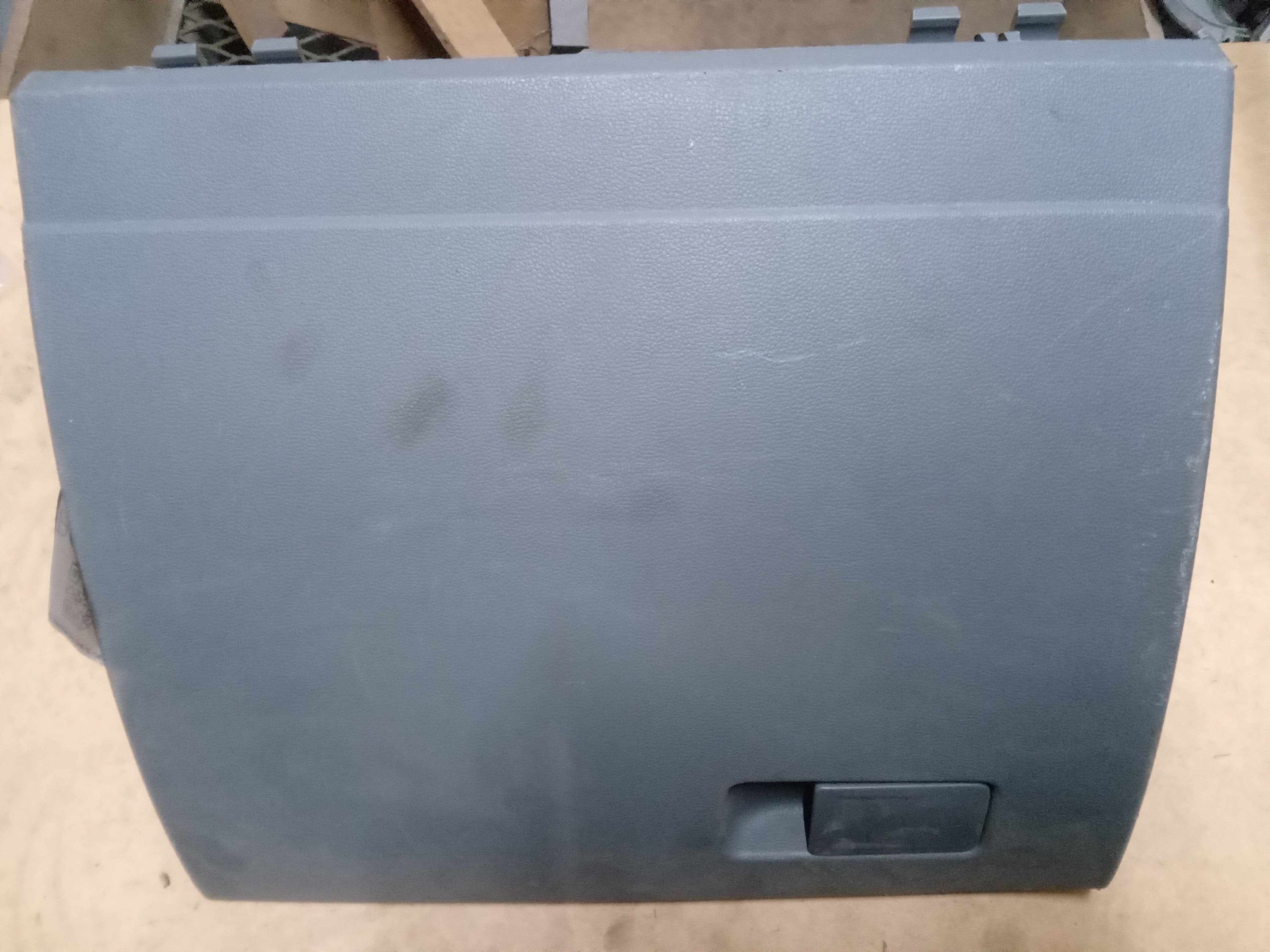 PORTA LUVAS VW TCROSS 2019 1