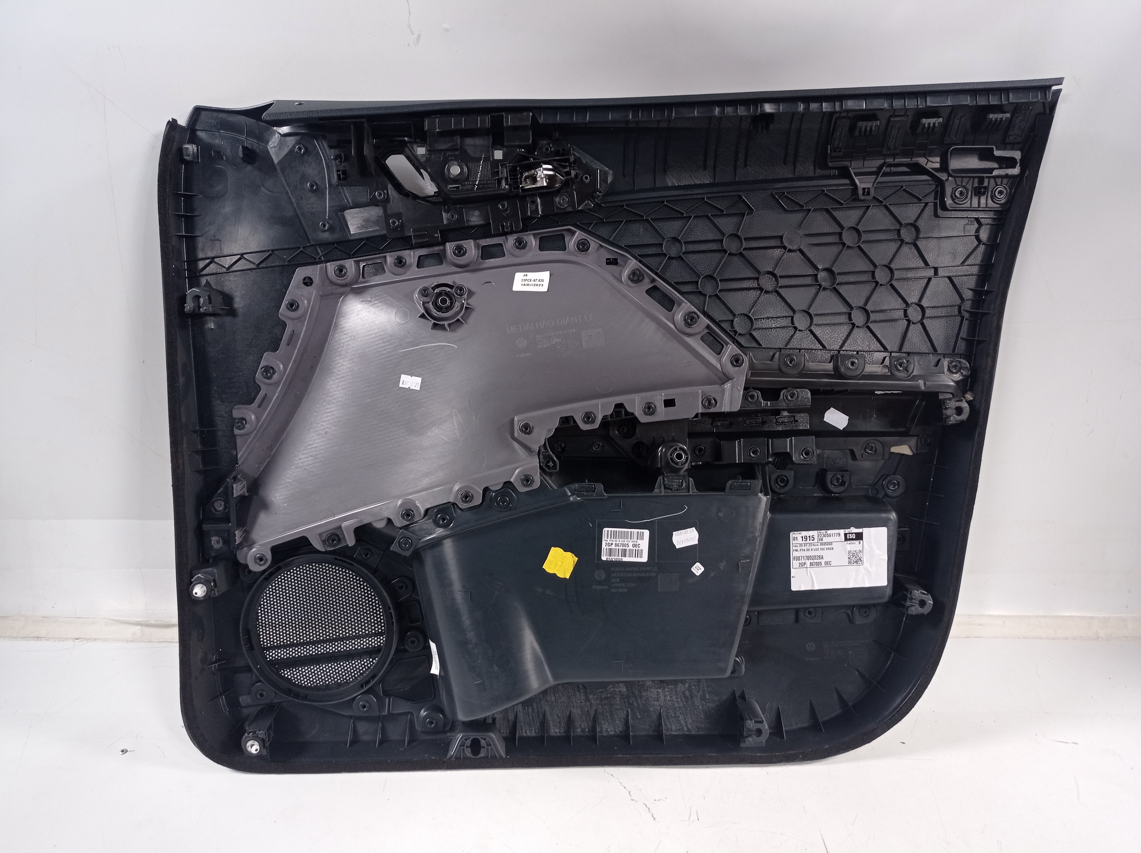 Forro De Porta Dianteira Esquerda Vw Tcross 2019 Original 10