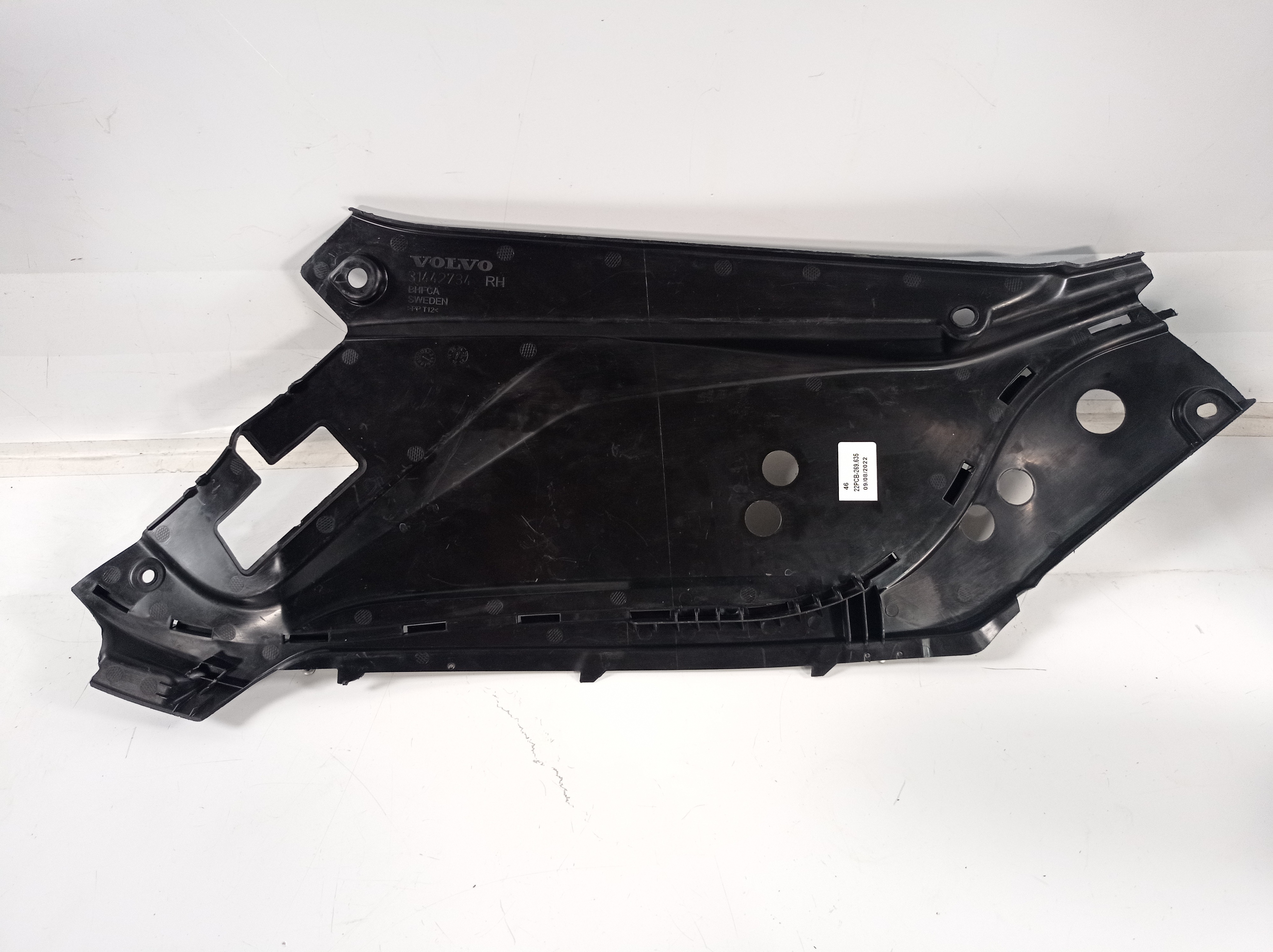 31442734 Acabamento Sup Dir Radiador Volvo Xc90 2021 2