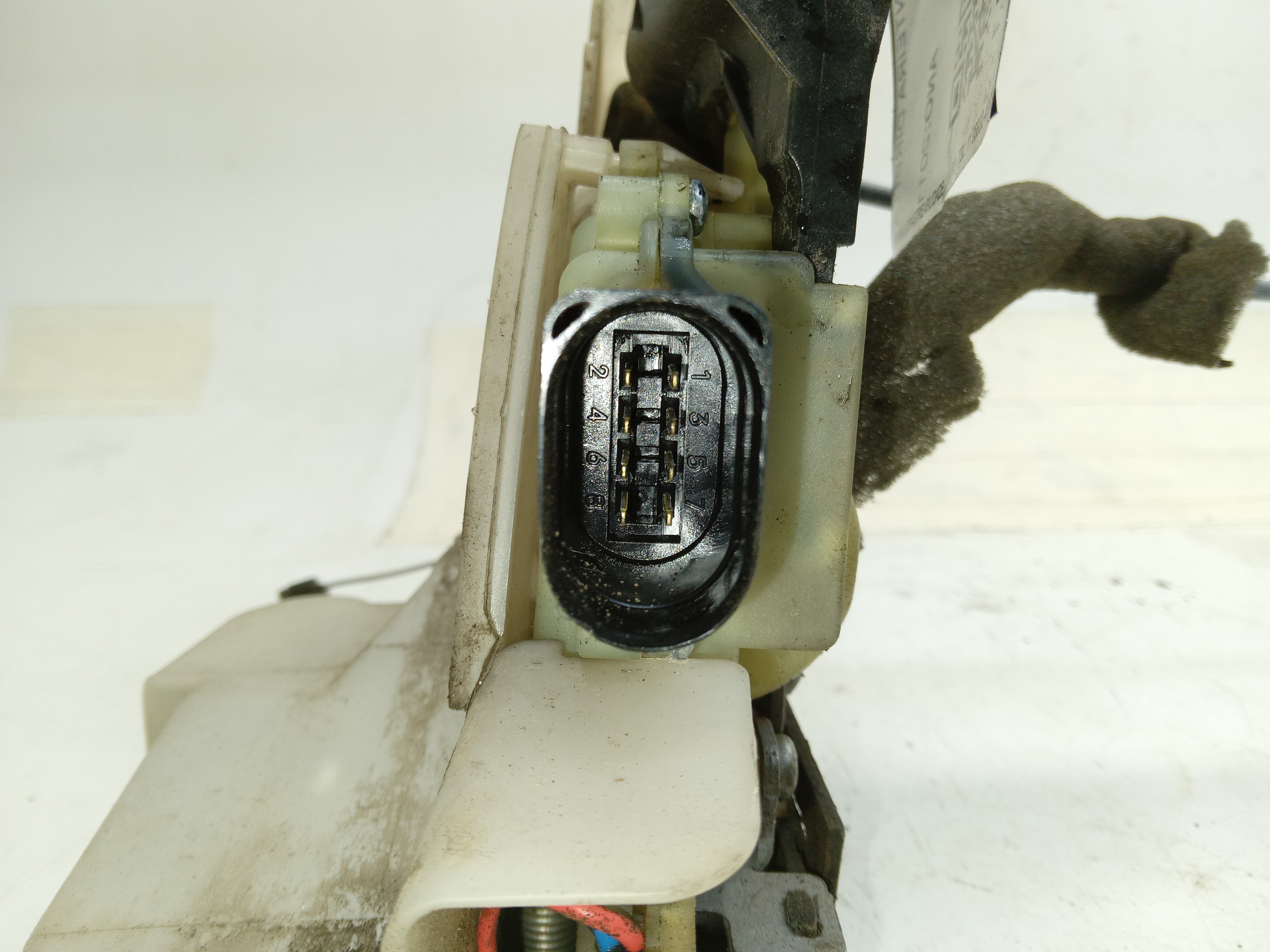 FECHADURA DA PORTA DIANTEIRA DIREITA Volkswagen Bora 2010 3
