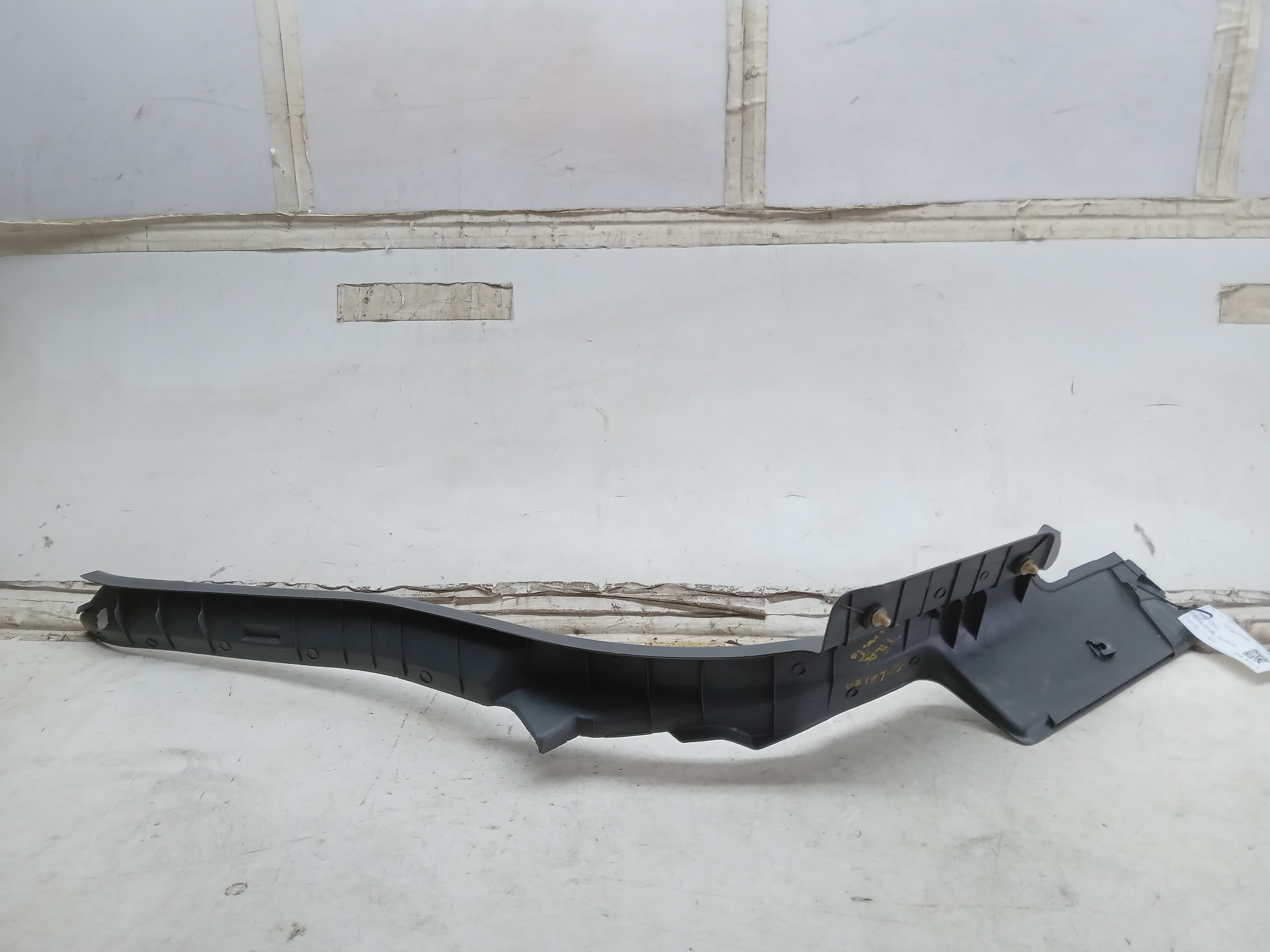 ACABAMENTO SOLEIRA TRASEIRA DIREITA Honda Civic lx 2005 2