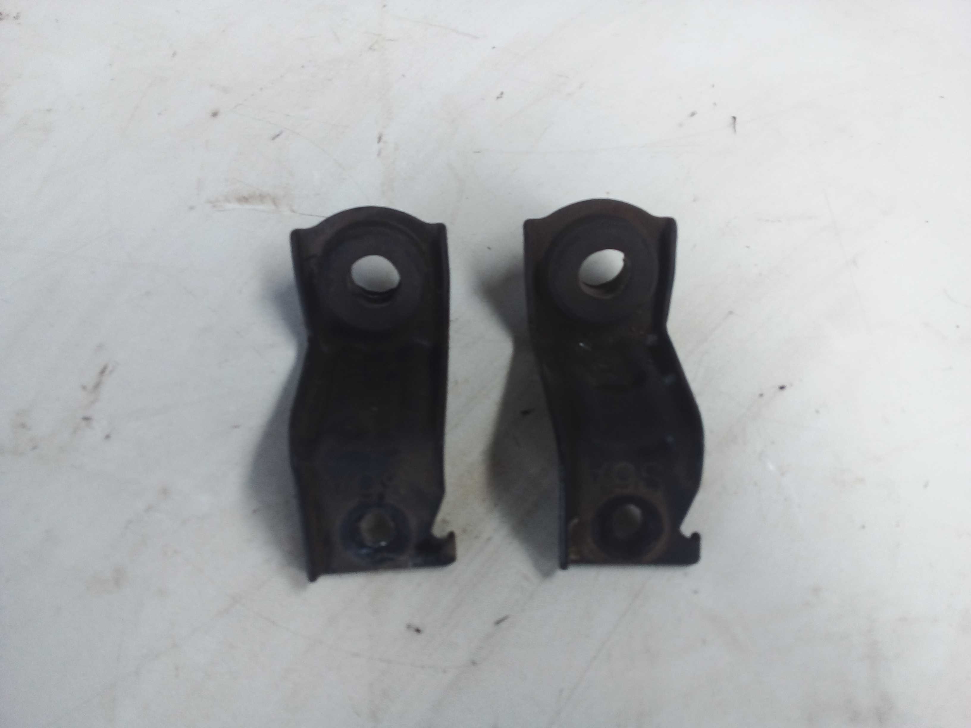 PAR SUPORTE SUPERIOR RADIADOR CIVOC 2004 MOTOR 1.7 1