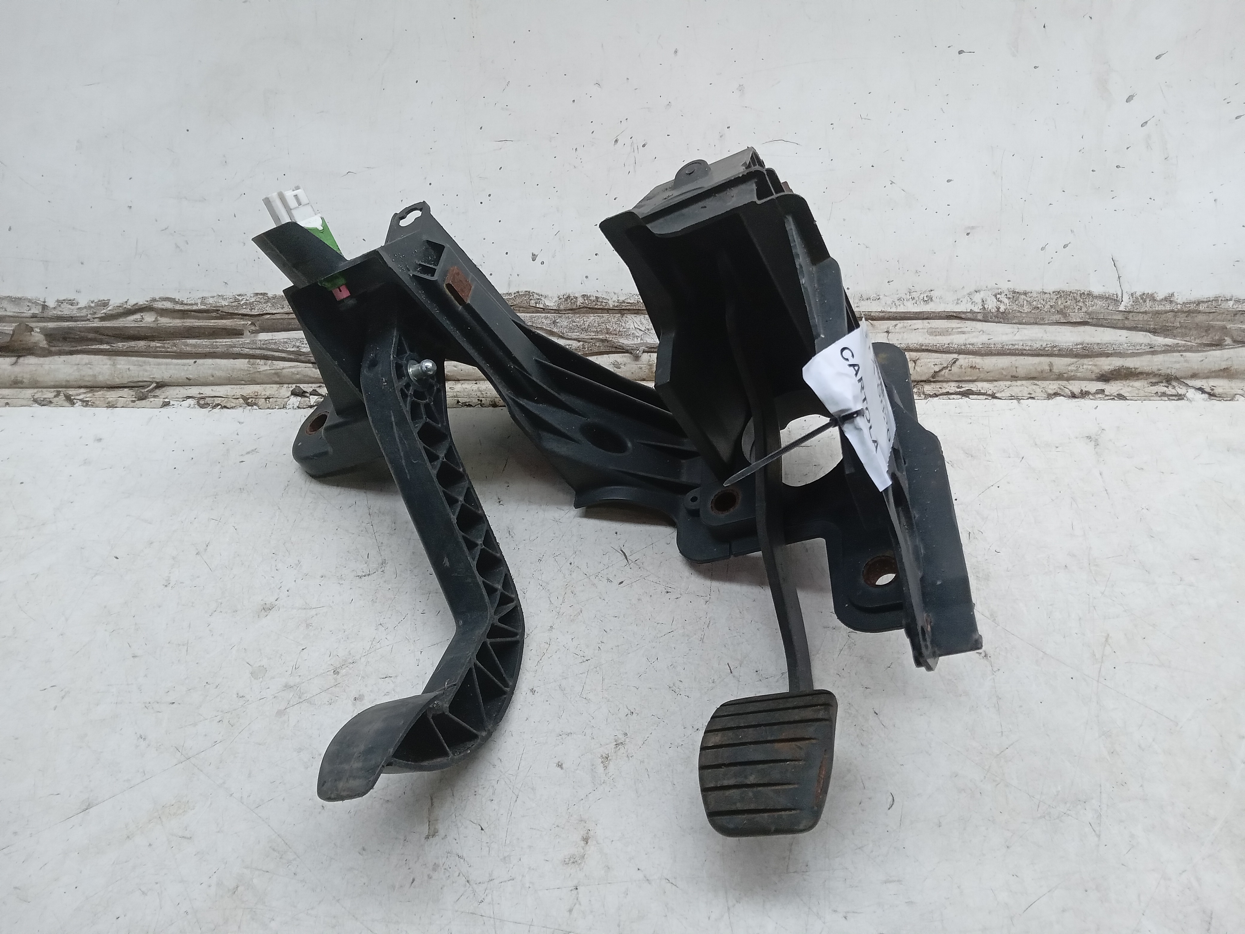 PEDALEIRA PEDAL FREIO E EMBREAGEM RENAULT MASTER 2018 1