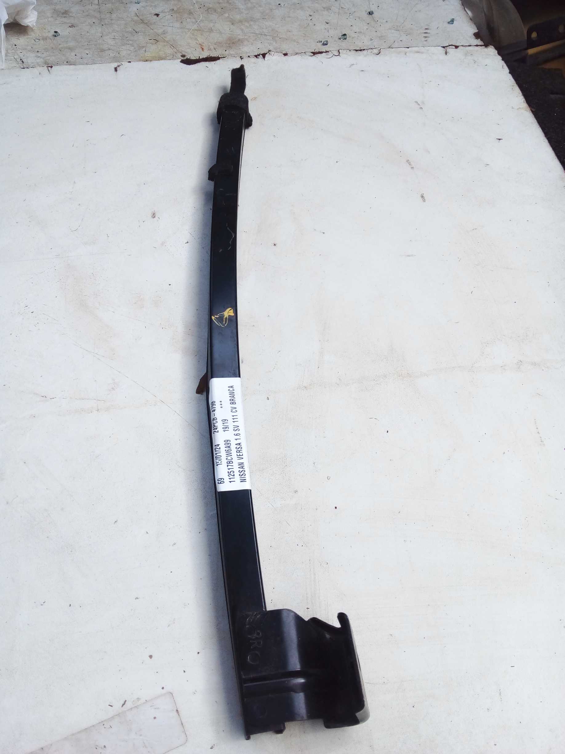CANALETA VIDRO DIREITA VERSA 2019 2