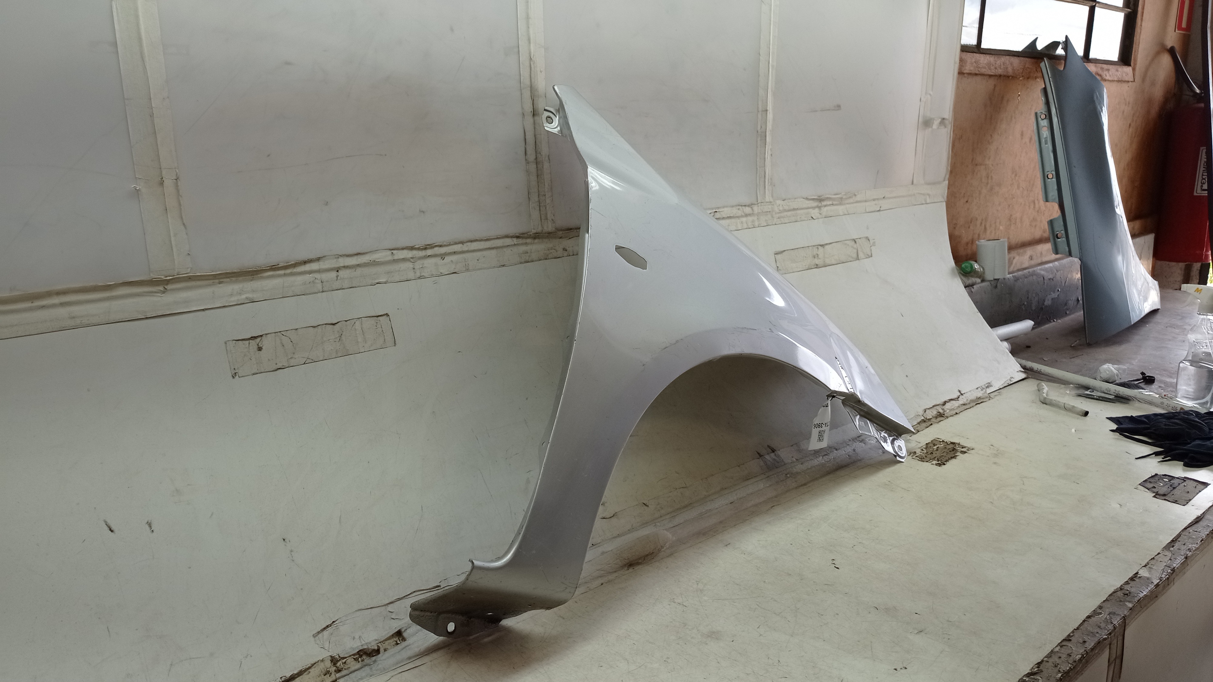 PARALAMA DIREITO TOYOTA ETIOS 2016 PARA RECUPERAR 3