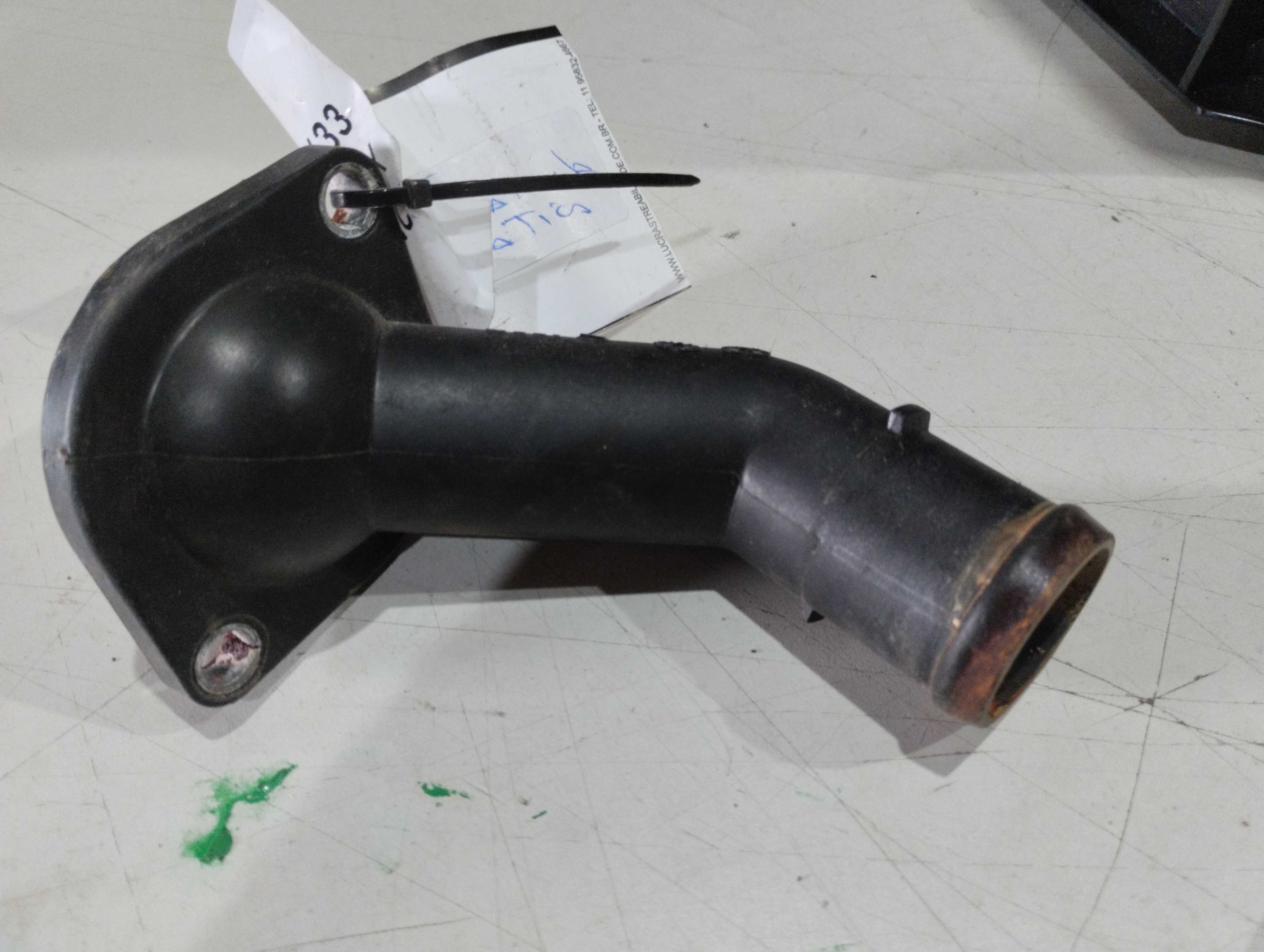 Flange válvula termostática vw Jetta 2013 1