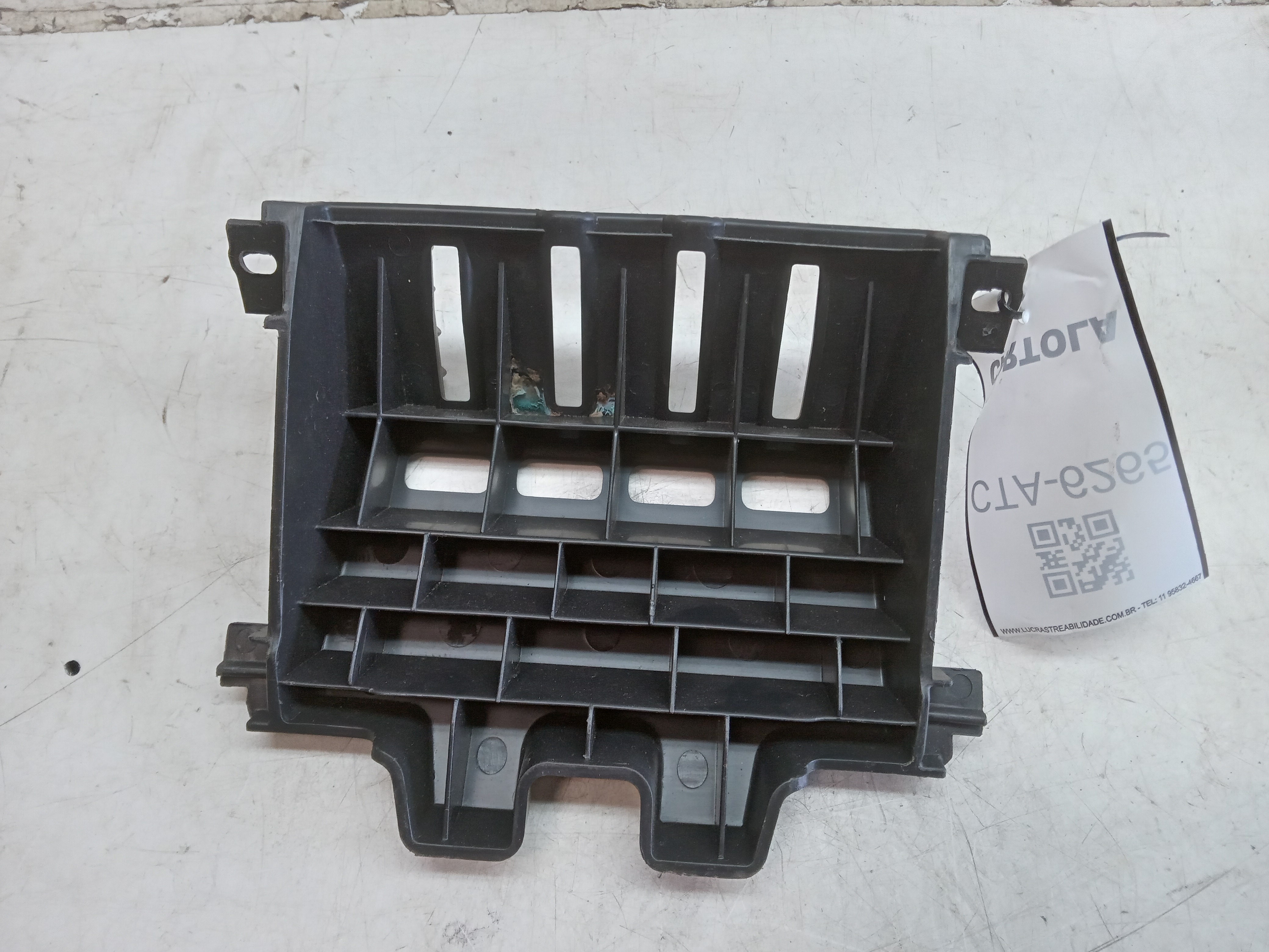 MOLDURA PORTA OBJETOS FORD FIESTA 2014 2