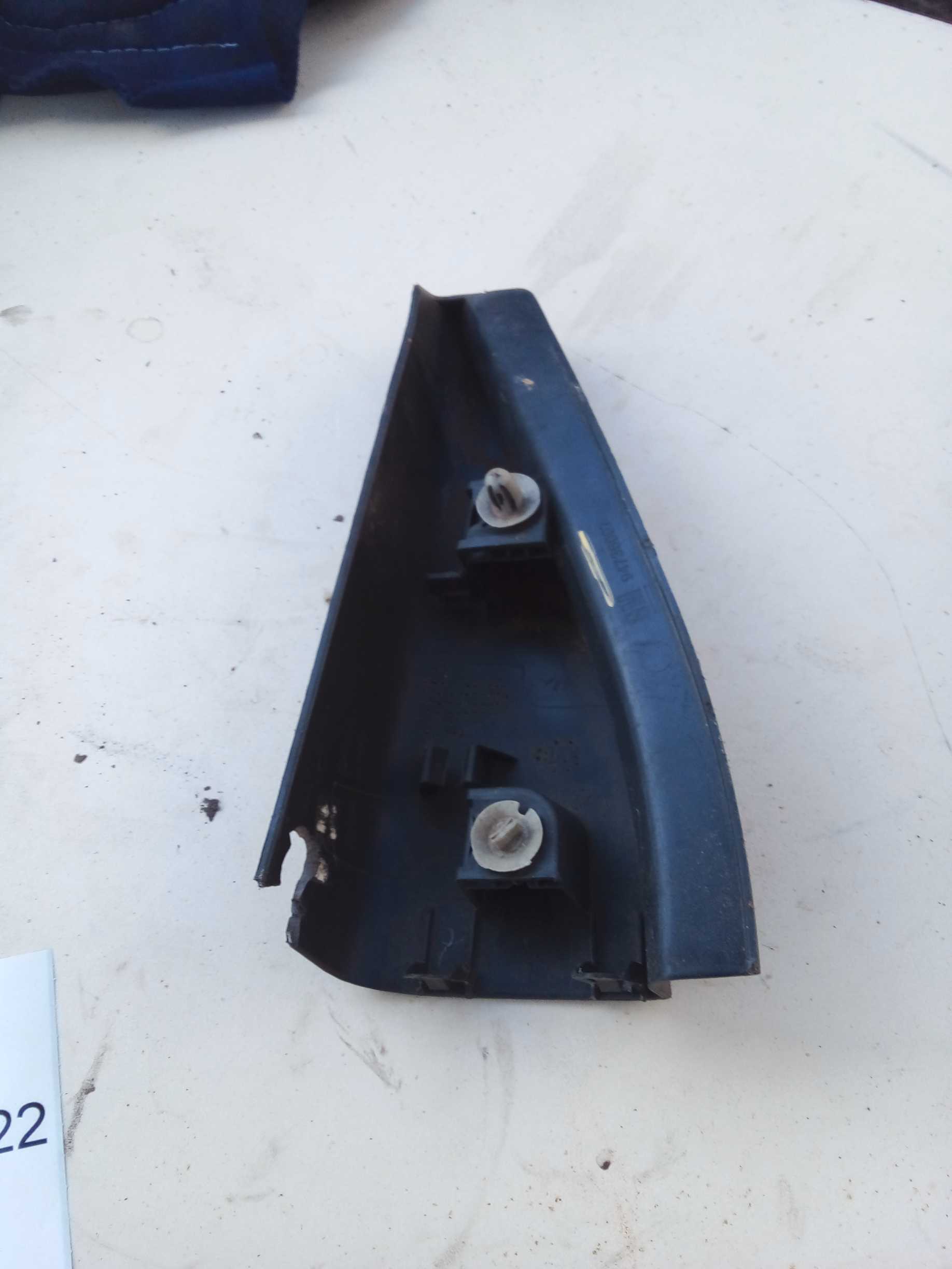 MOLDURA PORTA TRÁS ESQUERDA SPIN 2018 94736007