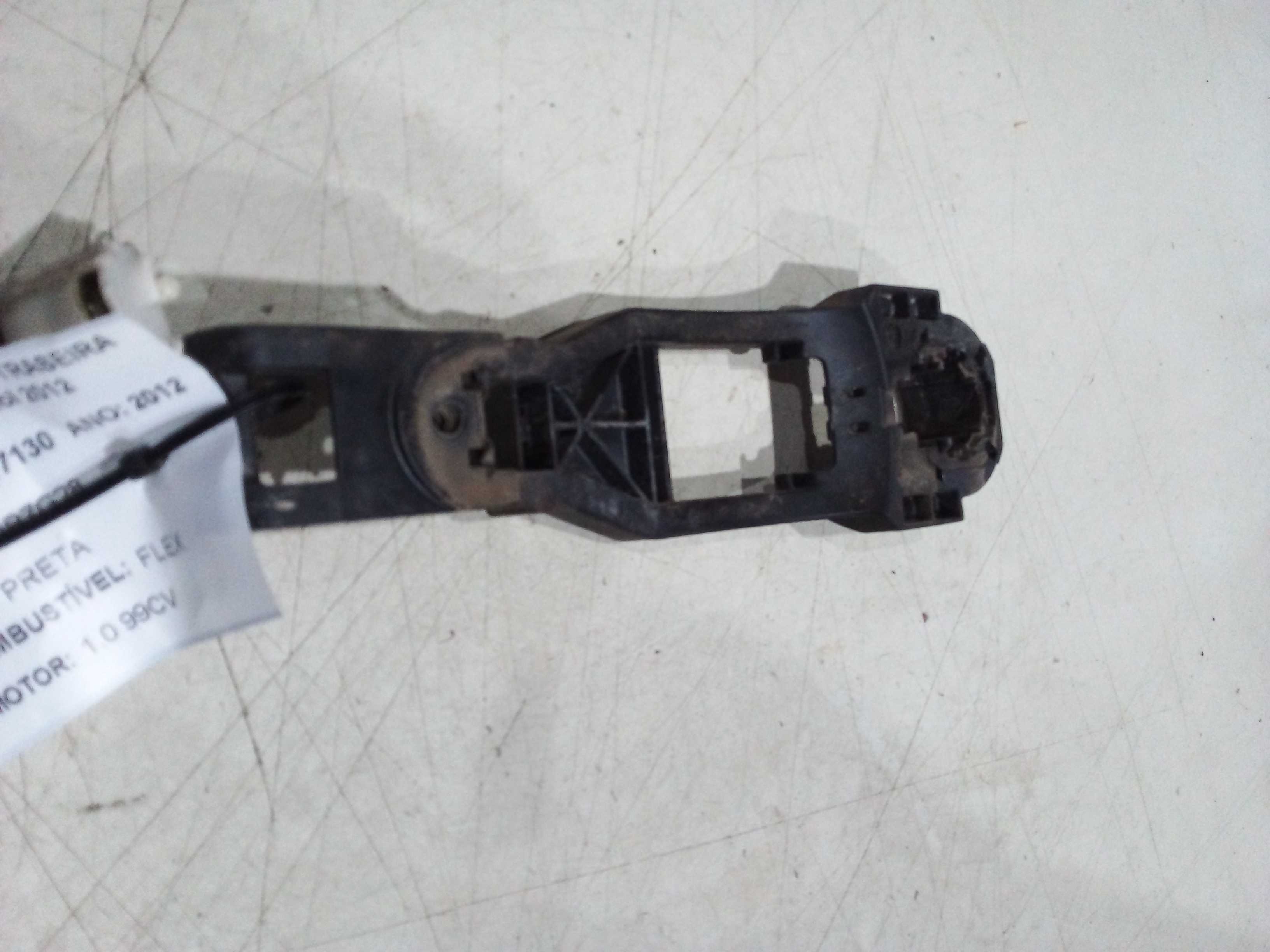 SUPORTE DA MAÇANETA PORTA TRAS ESQUERDA  Gol 2012  5U837885