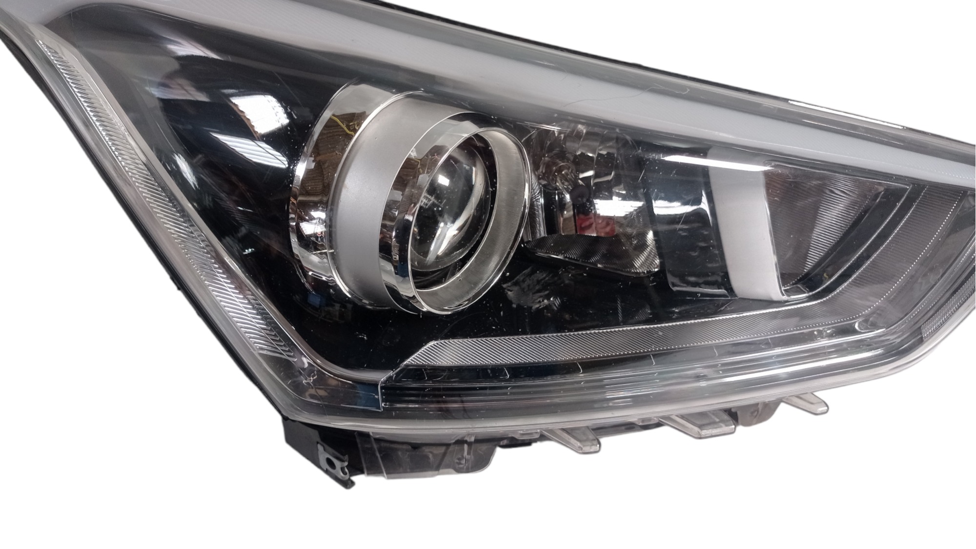 Farol Direito Hyundai Creta 2016 A 2018 Para Recuperar 5