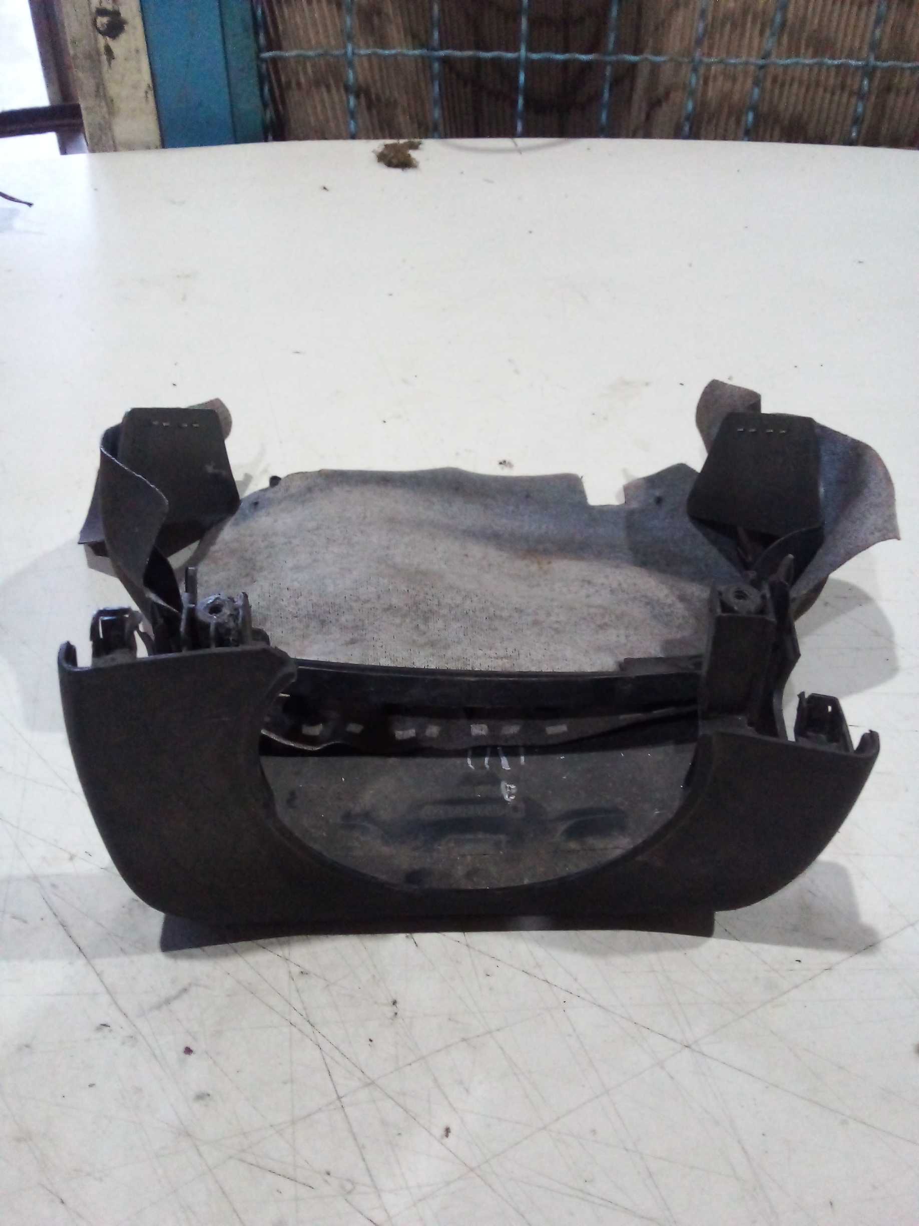 MOLDURA SUPERIOR COLUNA DIREÇÃO AIRCROSS 2017 98212625ZD 2