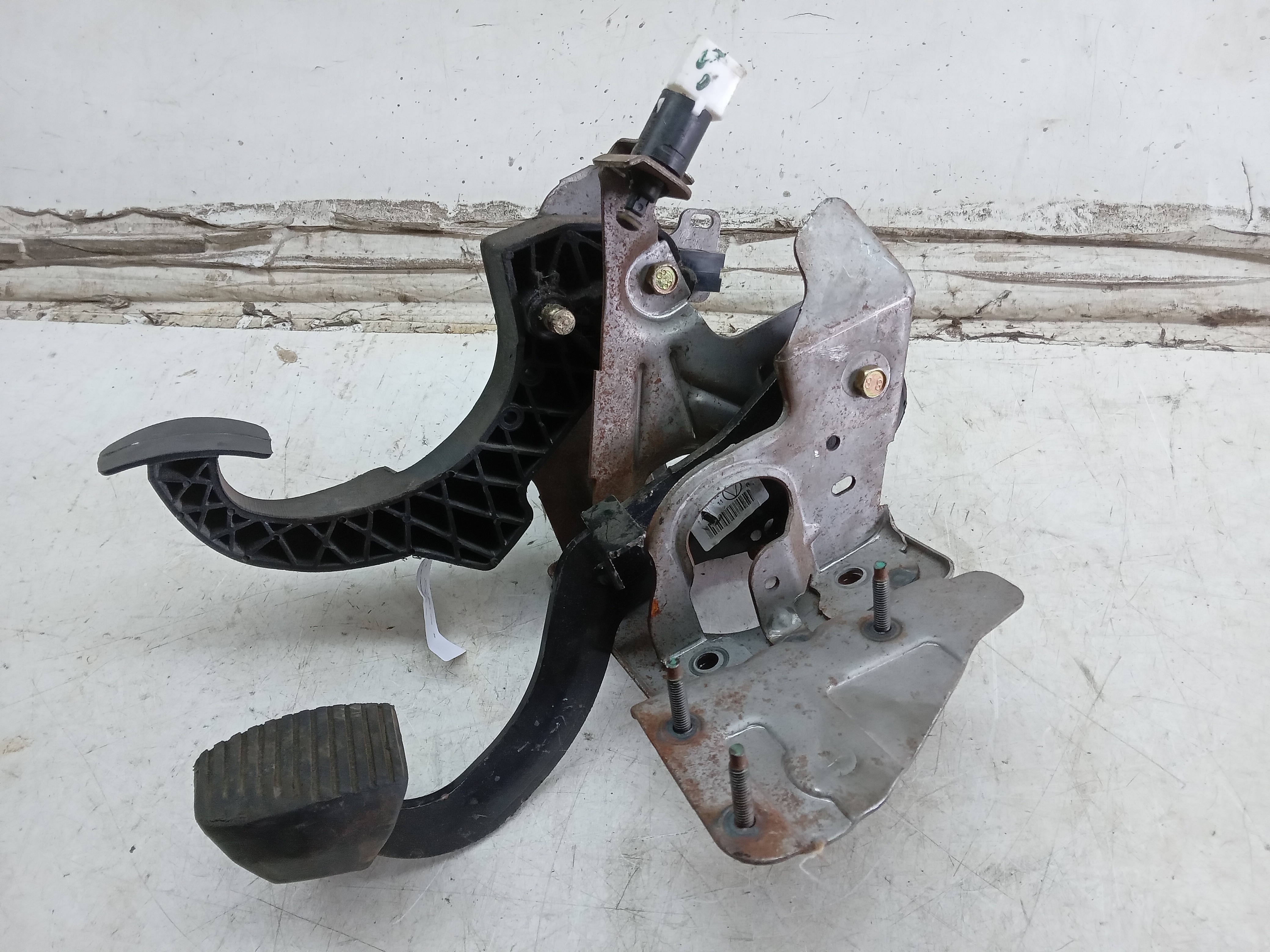 PEDALEIRA PEDAL FREIO E EMBREAGEM CITROEN C3 2011 1