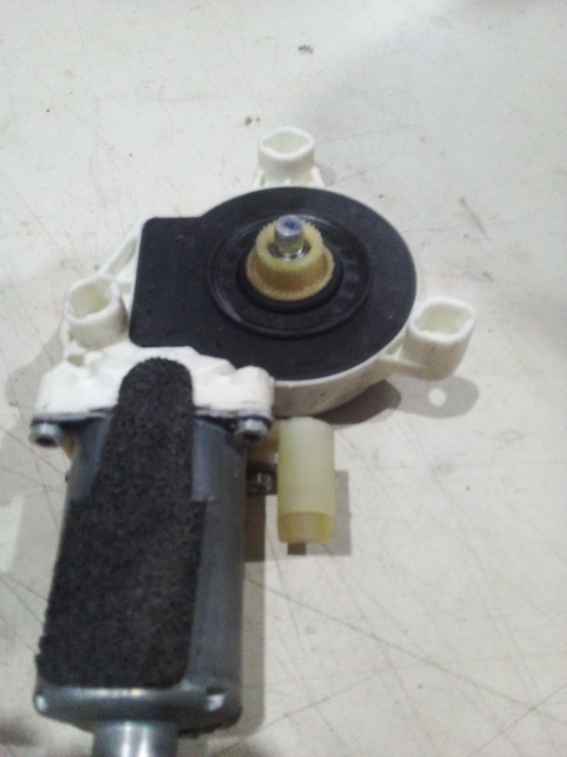 MOTOR MAQUINA VIDRO DIREITO POLO 2011 2