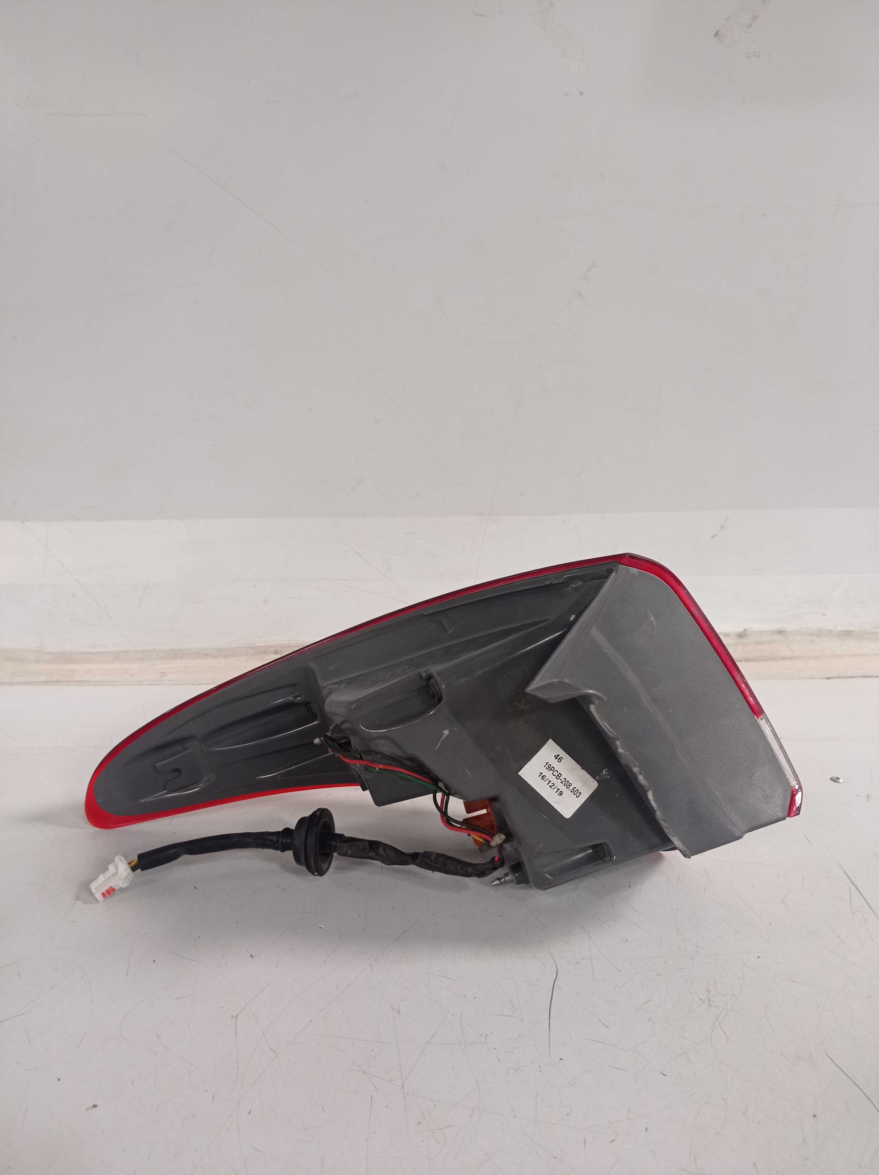 LANTERNA TRASEIRA DIREITA HYUNDAI HB20 HATCH 17 19 P RECU 3