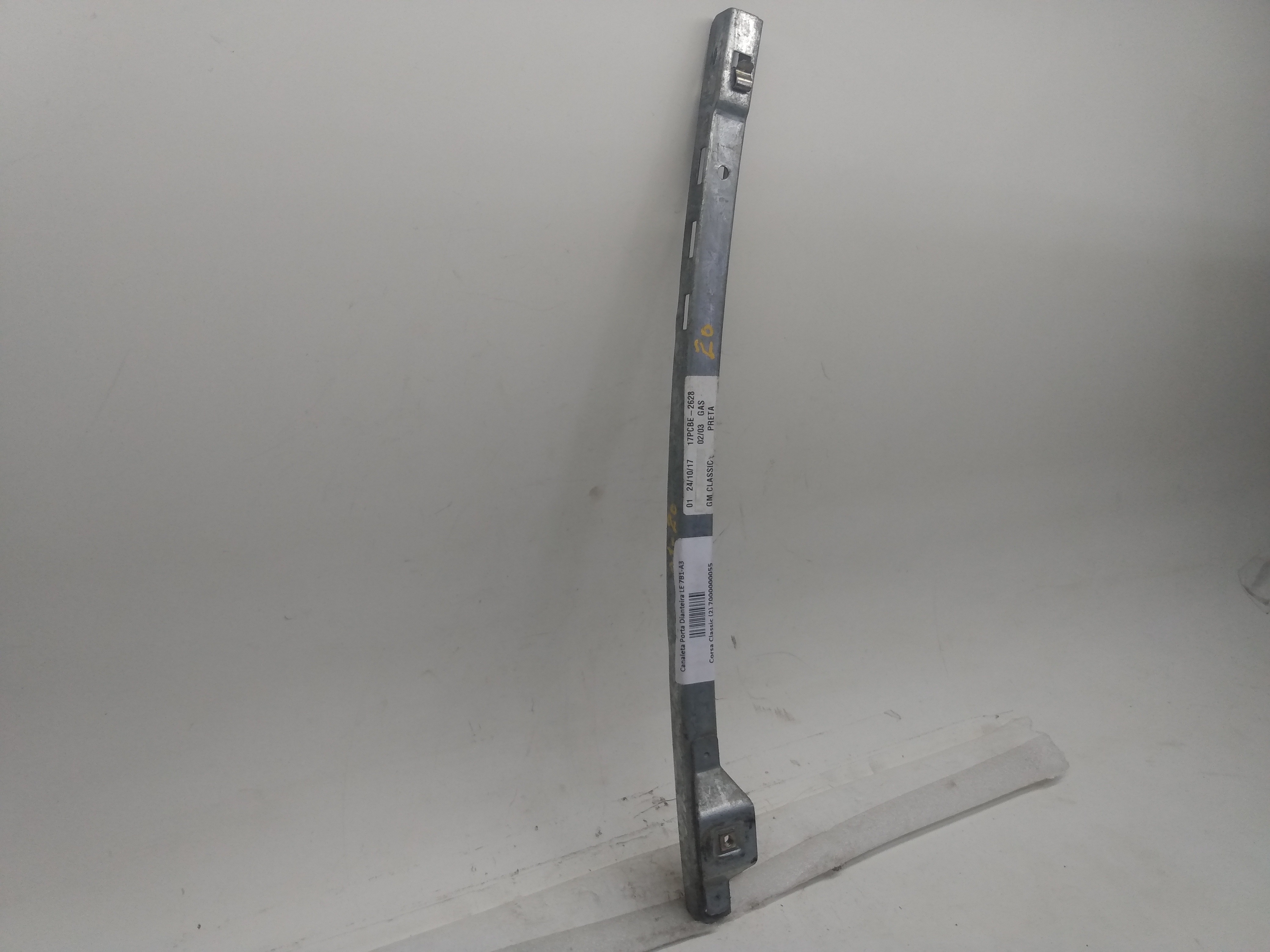 Canaleta Porta Dianteira LD Corsa Classic 2003 7