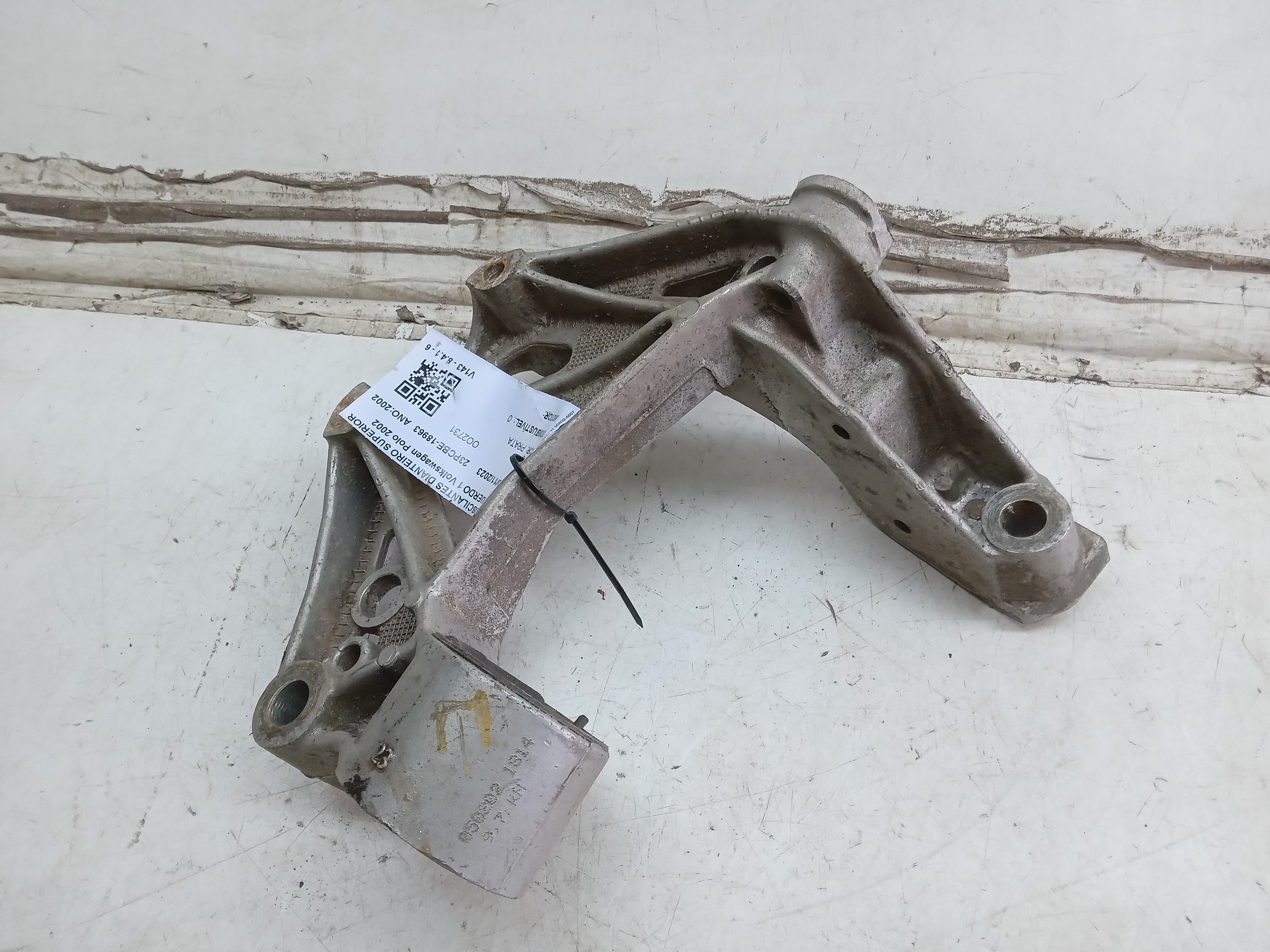SUPORTE BANDEJA SUSPENSÃO LE VW POLO 2002